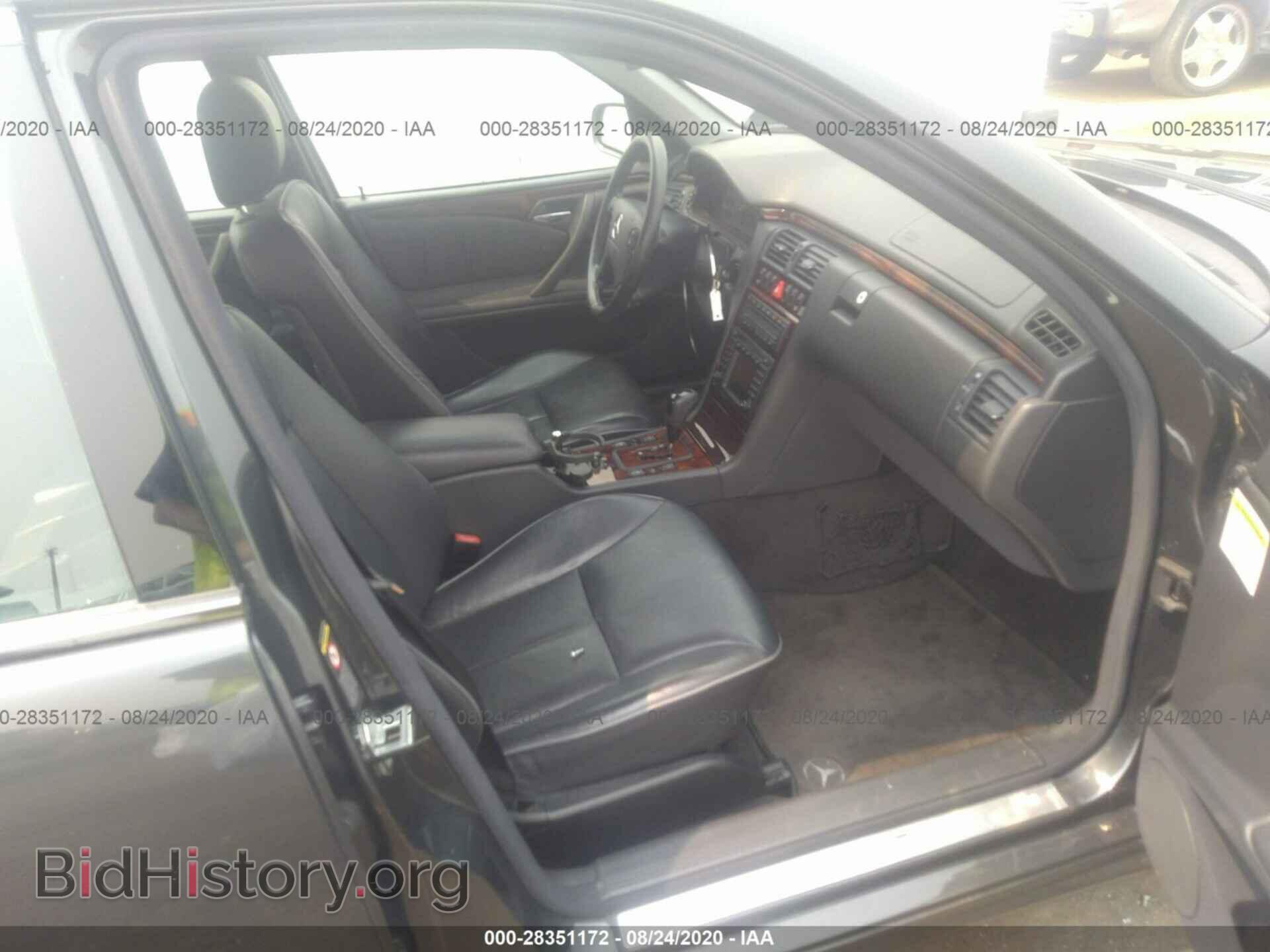 2001 MERCEDES-BENZ E-CLASS - VIN: WDBJF70JX1B266411 - Фото 5