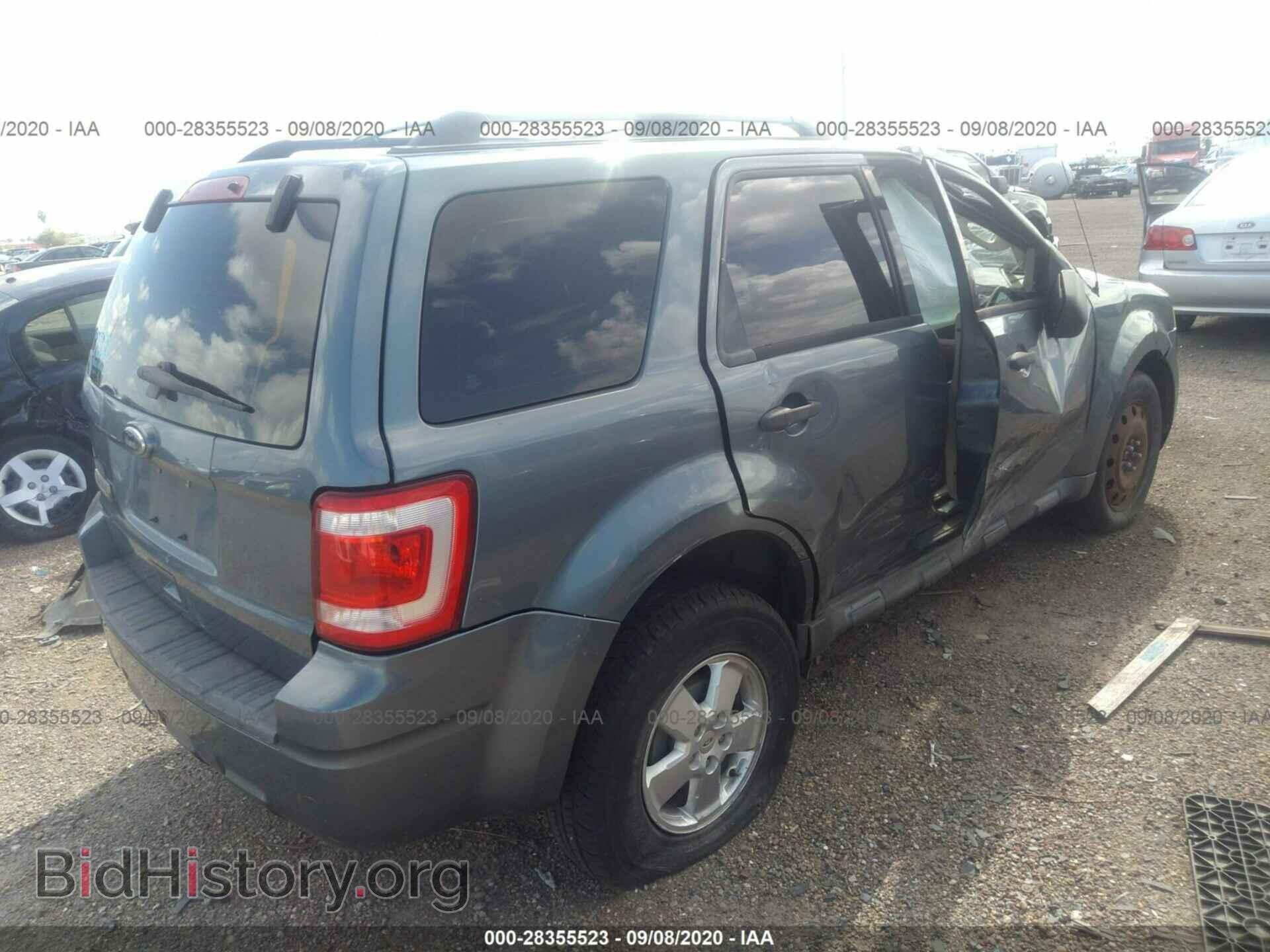 2011 FORD ESCAPE - VIN: 1FMCU0C76BKA61754 - Фото 4