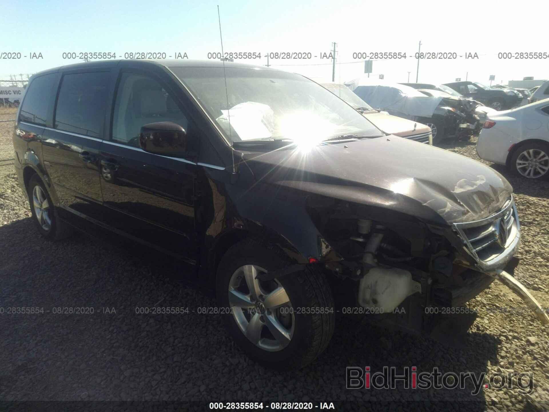 Photo 2V4RW3D11AR268305 - VOLKSWAGEN ROUTAN 2010