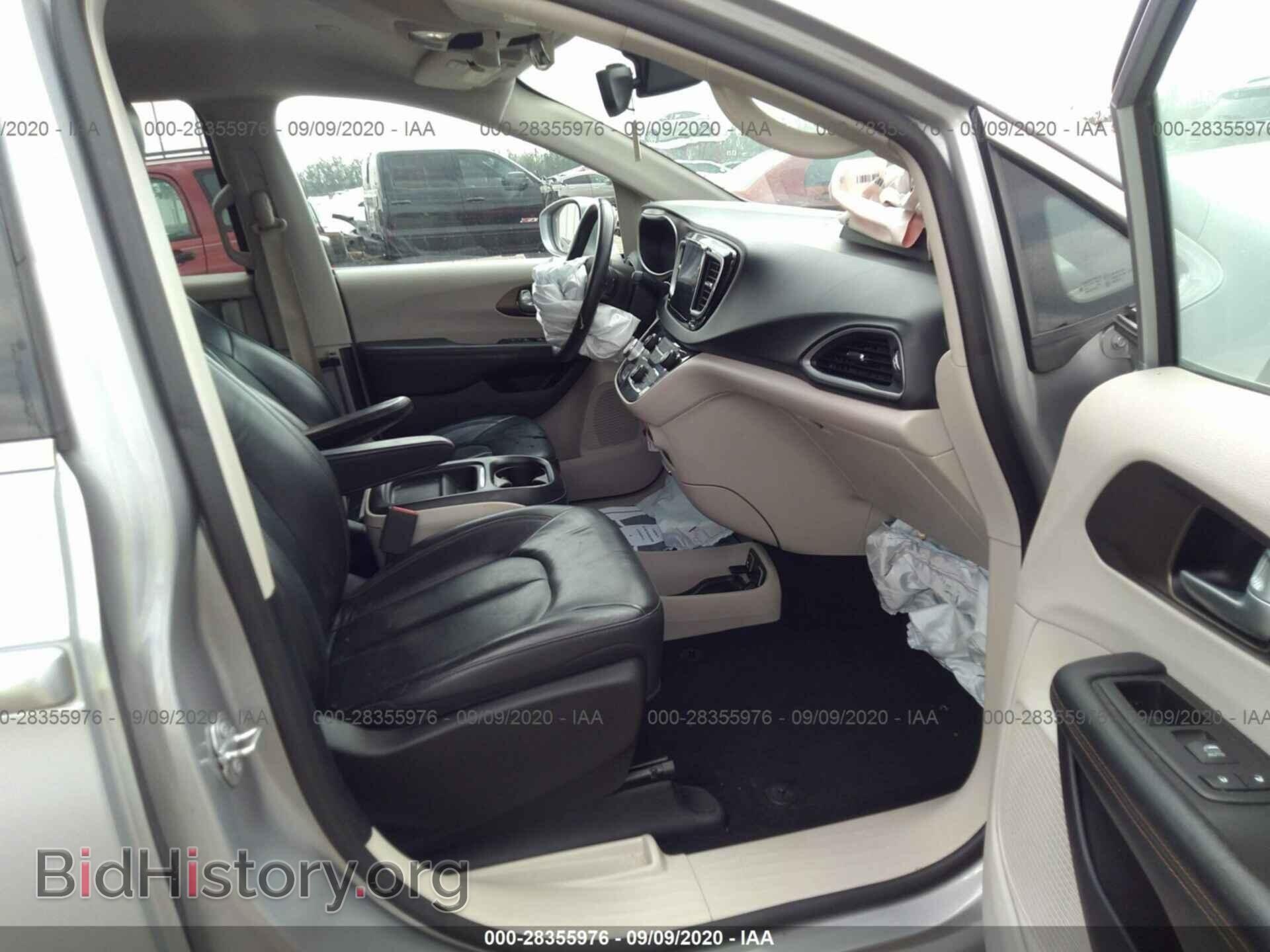 2017 CHRYSLER PACIFICA - VIN: 2C4RC1BG4HR532593 - Photo 5
