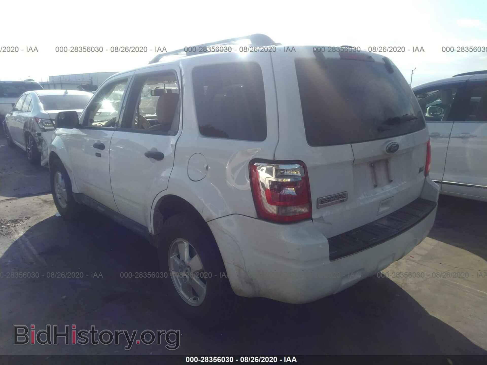 2012 FORD ESCAPE - VIN: 1FMCU9DG6CKB93482 - Фото 3