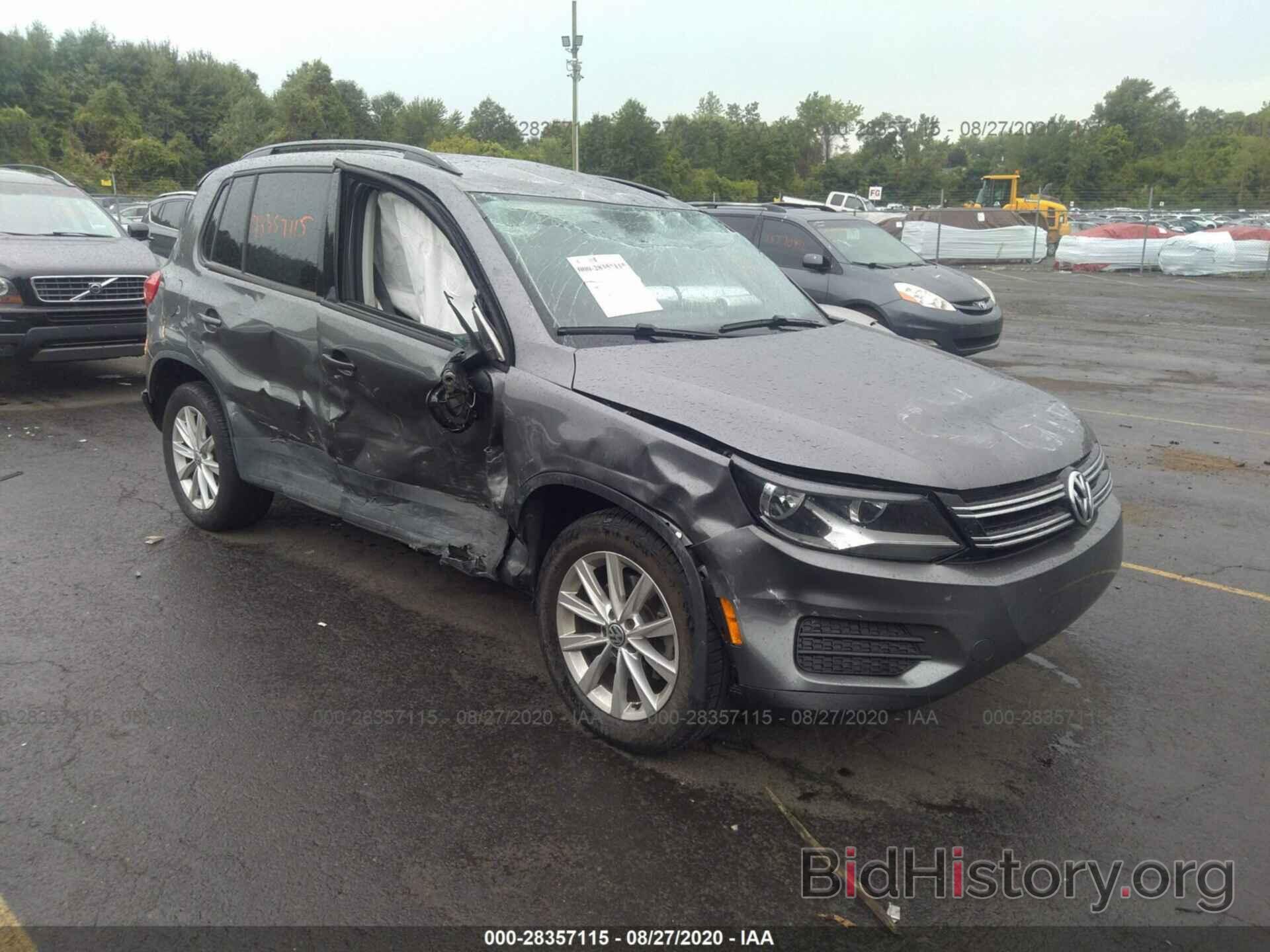 Photo WVGAV7AX8JK003272 - VOLKSWAGEN TIGUAN LIMITED 2018