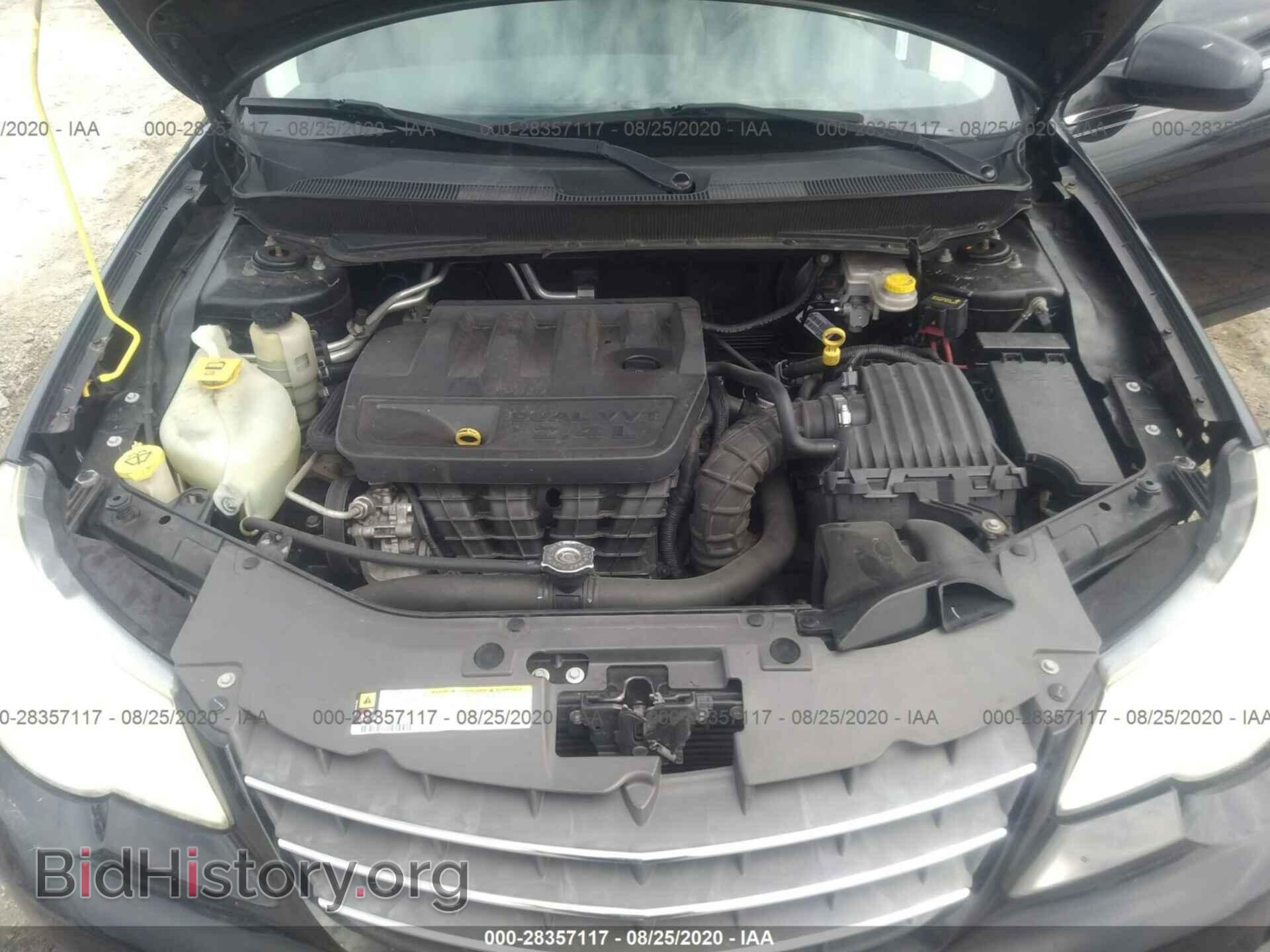 2010 CHRYSLER SEBRING - VIN: 1C3CC5FBXAN229983 - Фото 10