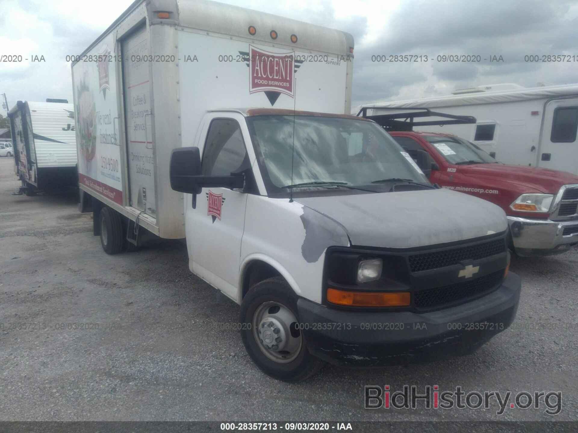 Photo 1GBJG31U061260120 - CHEVROLET EXPRESS COMMERCIAL 2006