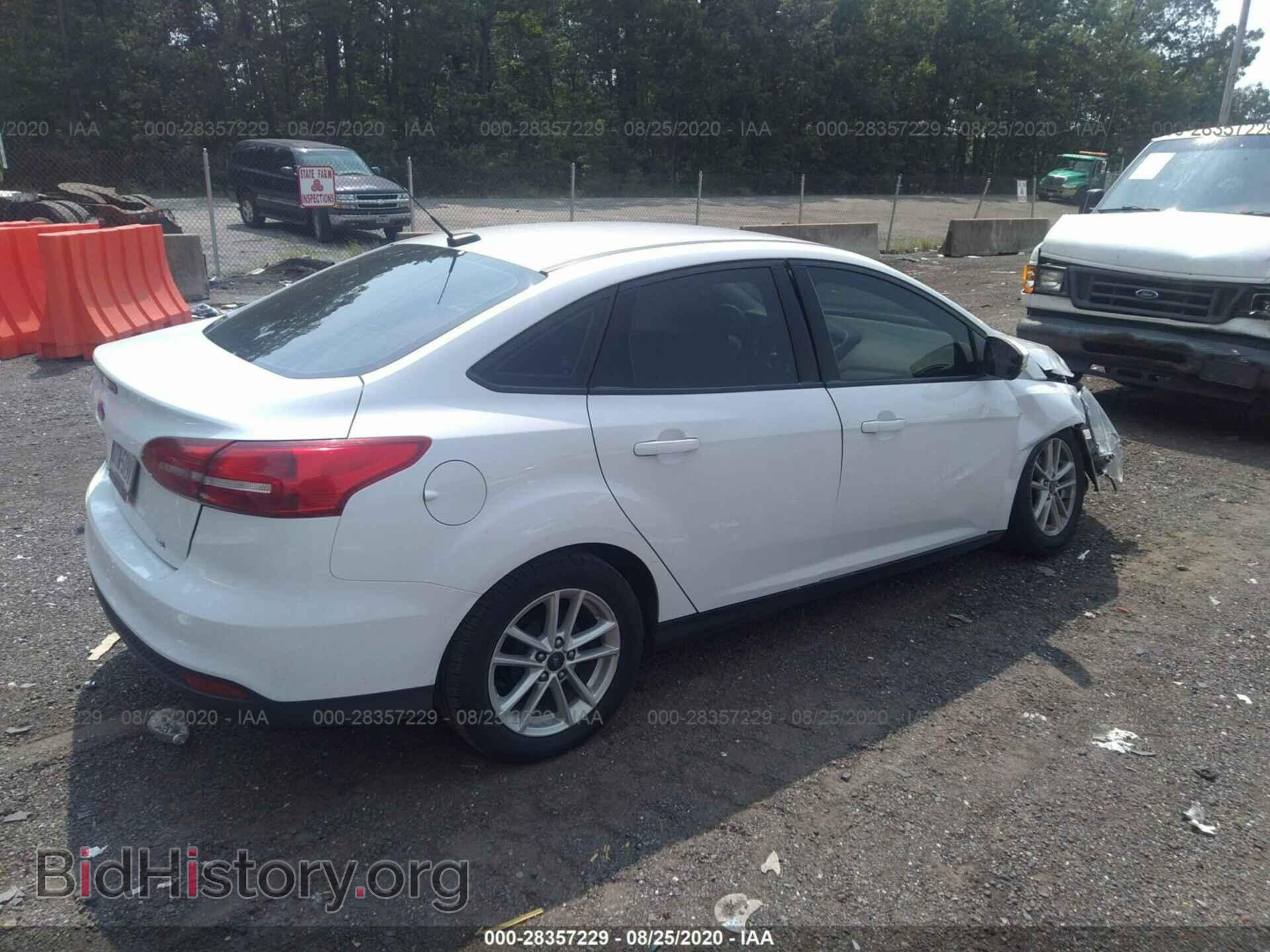 2017 FORD FOCUS - VIN: 1FADP3F20HL217877 - Фото 4