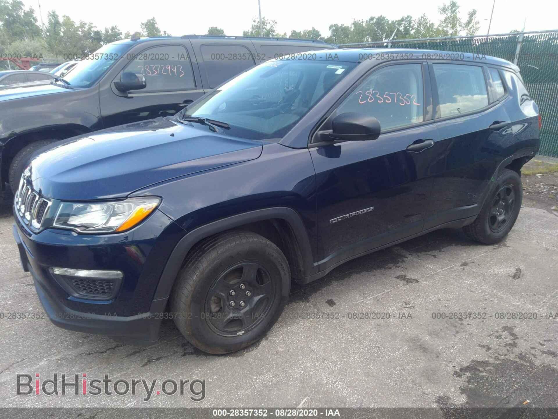 2019 JEEP COMPASS - VIN: 3C4NJCAB7KT676584 - Фото 2