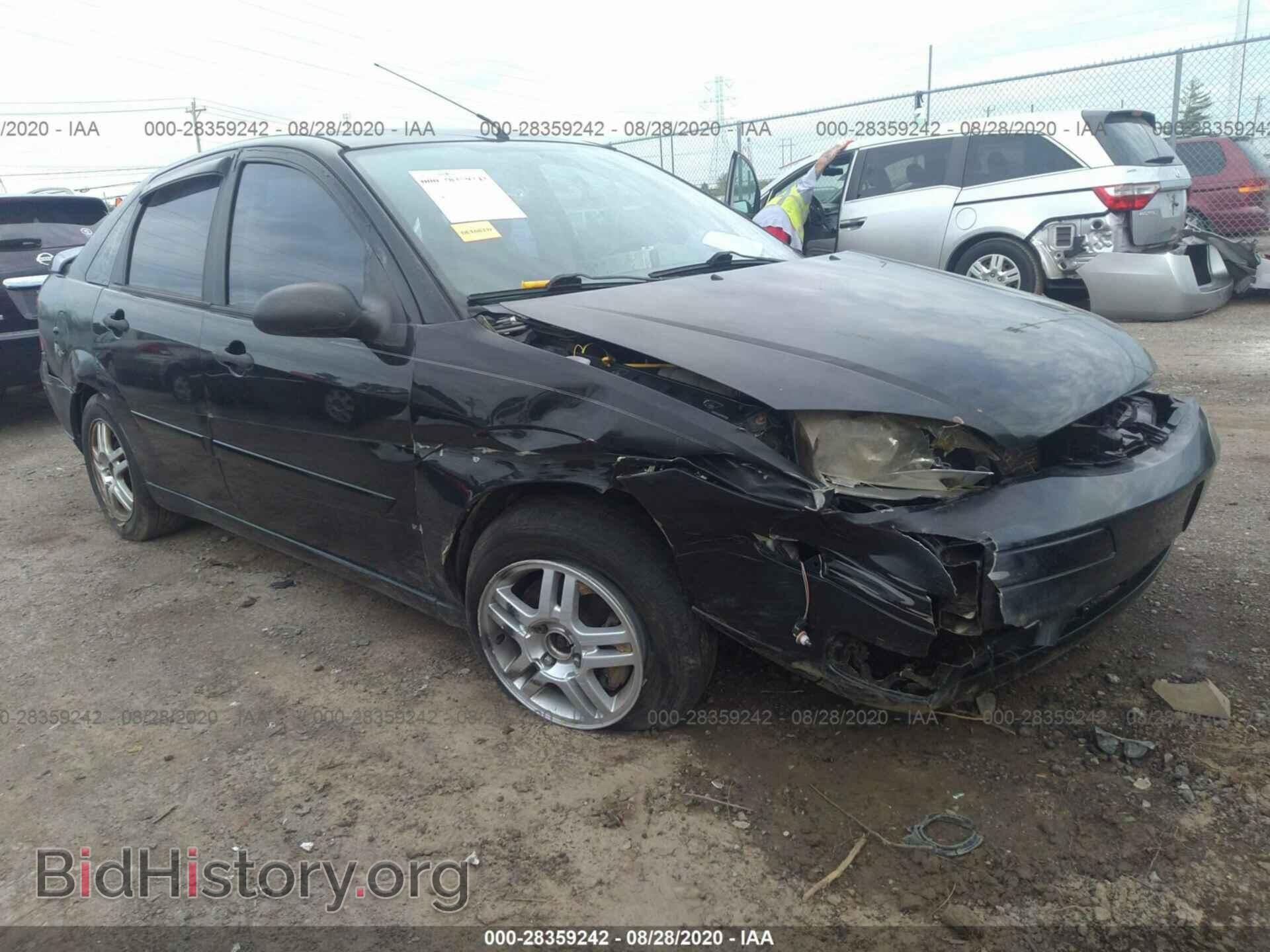 Фотография 1FAFP34N35W302857 - FORD FOCUS 2005