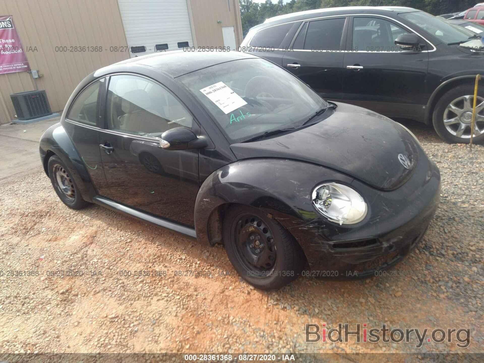 Photo 3VWPW3AG5AM020976 - VOLKSWAGEN NEW BEETLE COUPE 2010