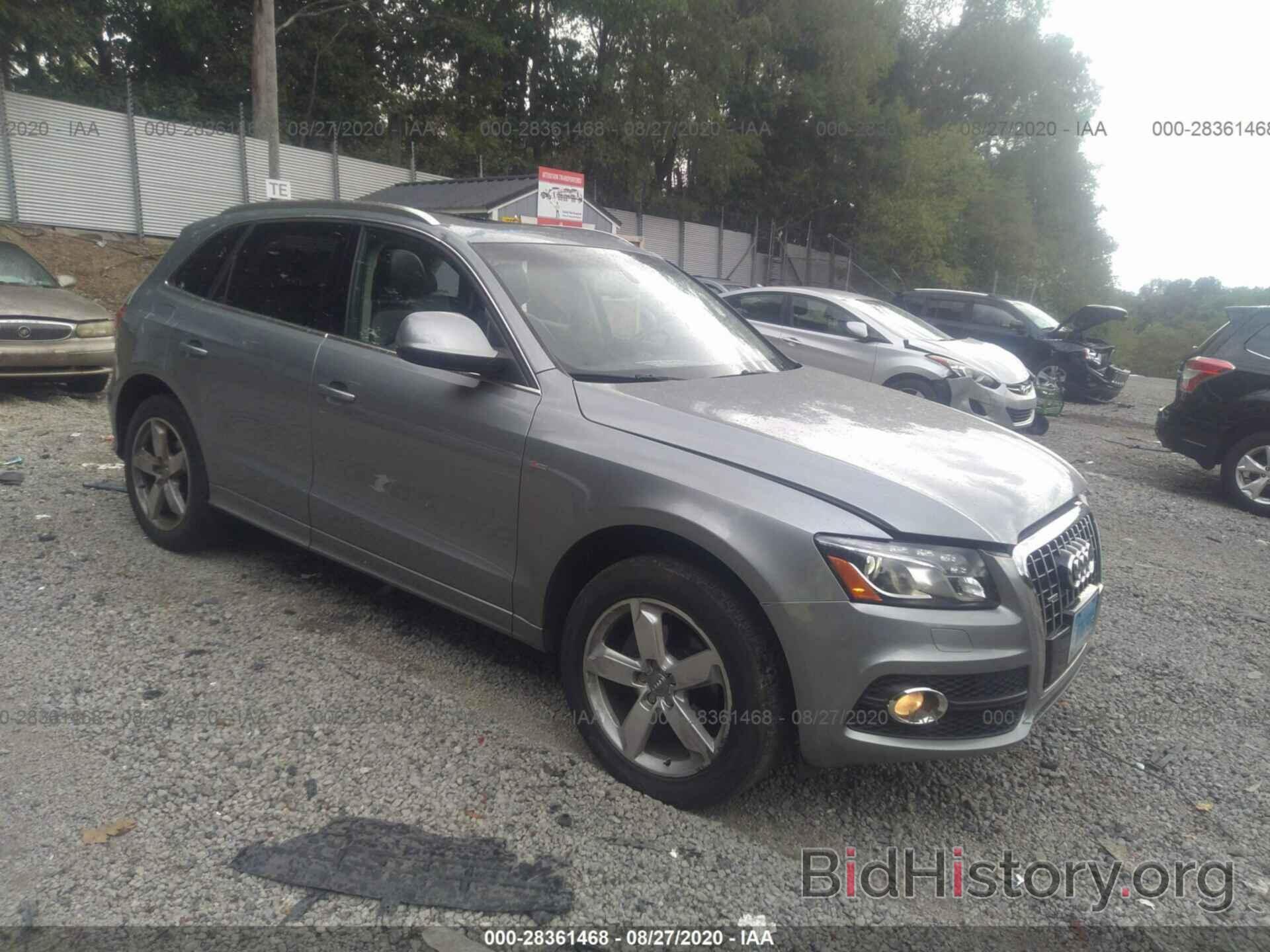 Photo WA1DKAFP3BA090497 - AUDI Q5 2011