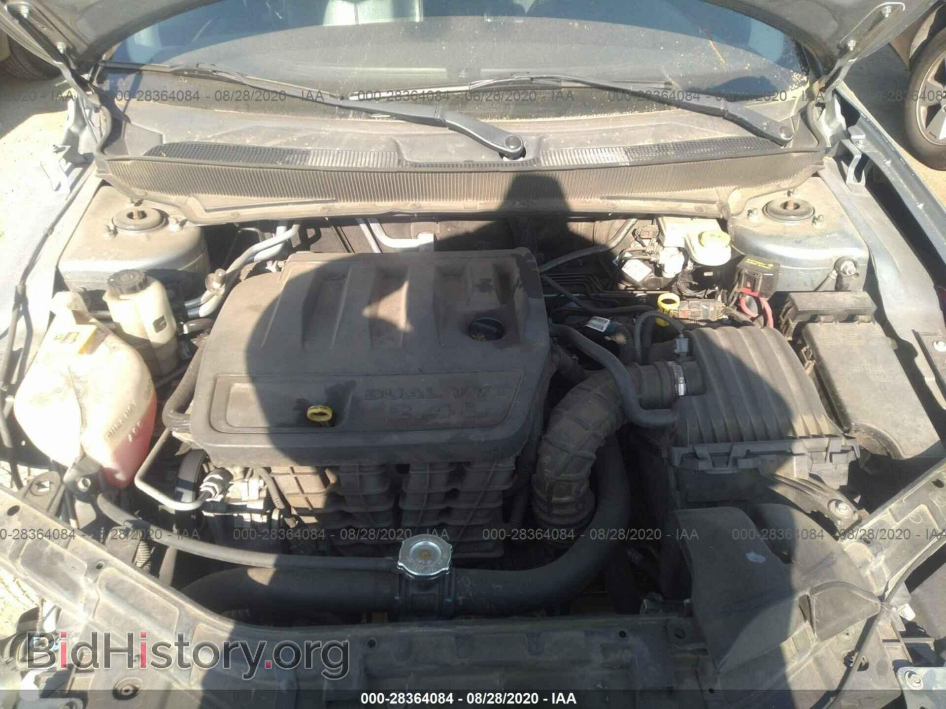 2010 CHRYSLER SEBRING - VIN: 1C3CC5FB2AN180701 - Фото 10
