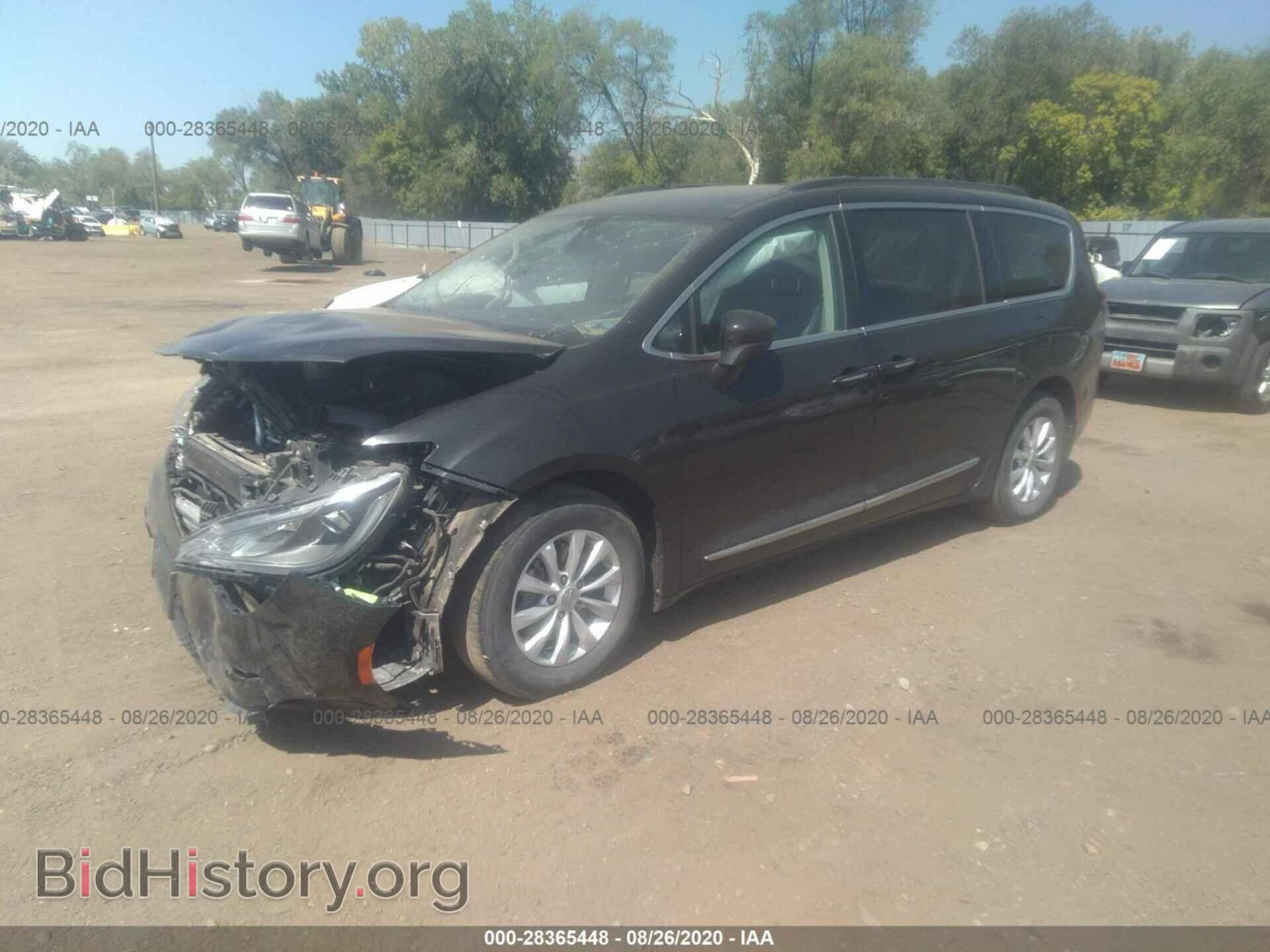 2017 CHRYSLER PACIFICA - VIN: 2C4RC1BG8HR613631 - Фото 2