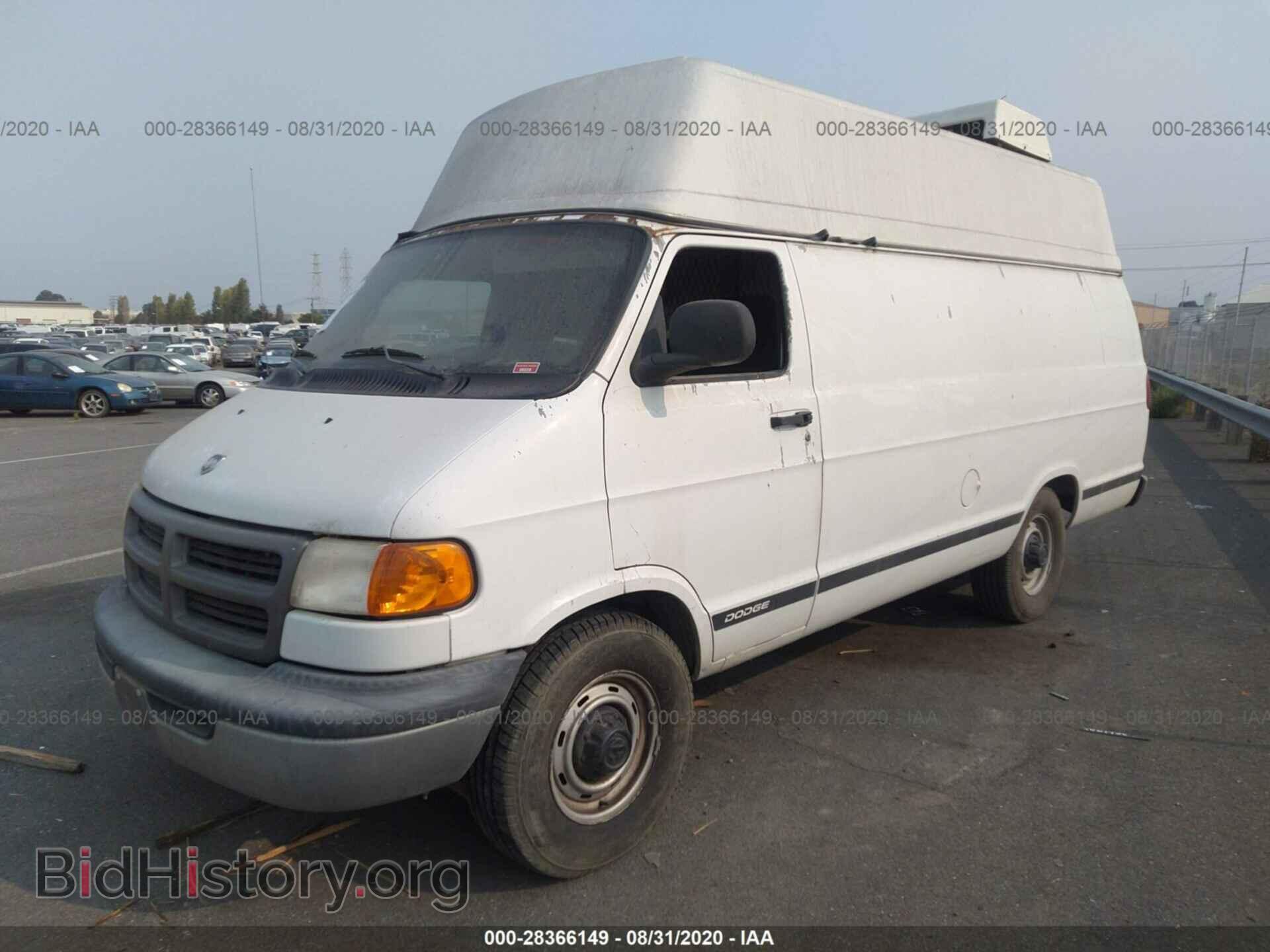 2002 DODGE RAM VAN - VIN: 2B7JB21YX2K147068 - Photo 2