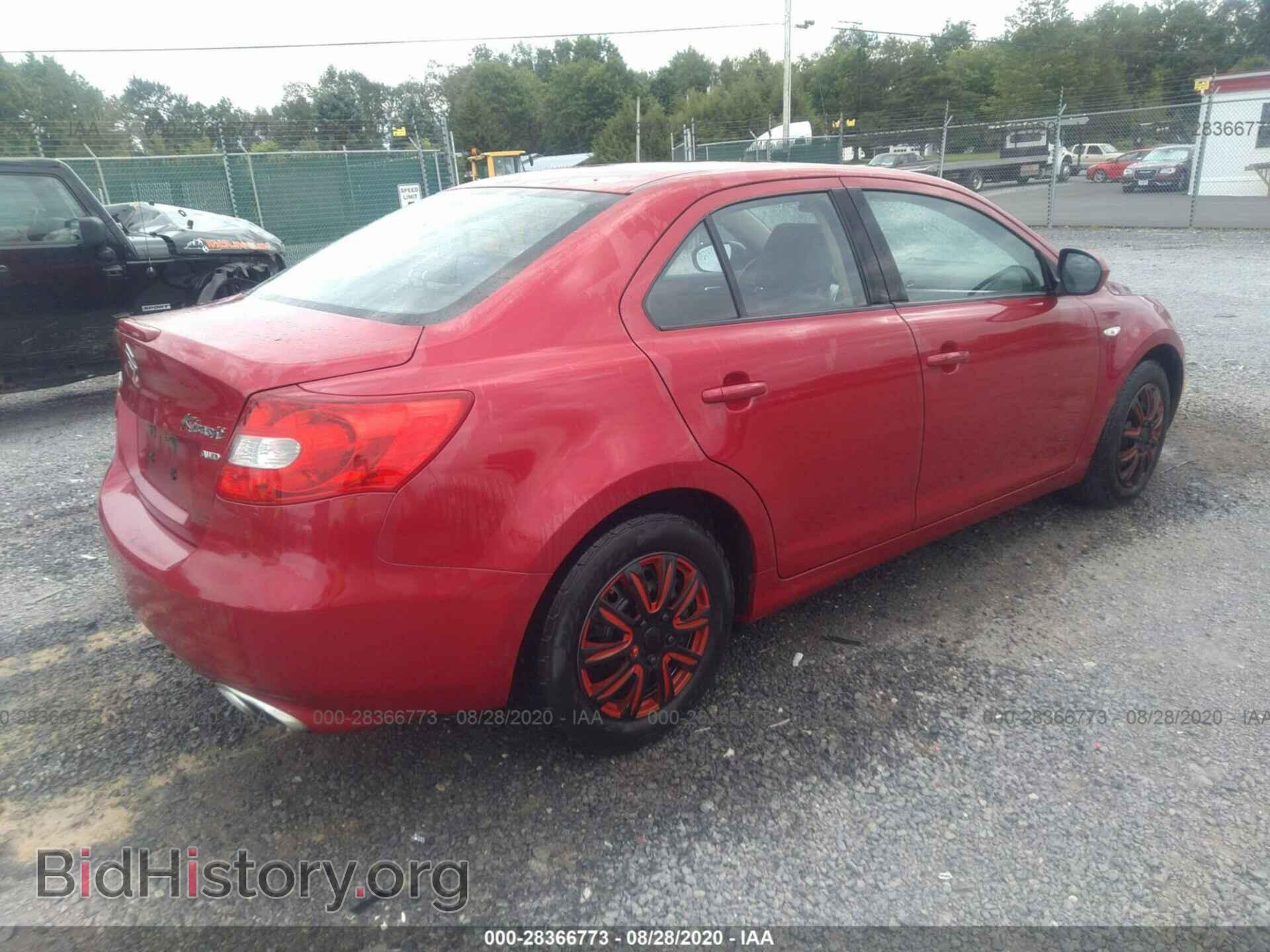 2012 SUZUKI KIZASHI - VIN: JS2RF9A17C6100010 - Photo 4