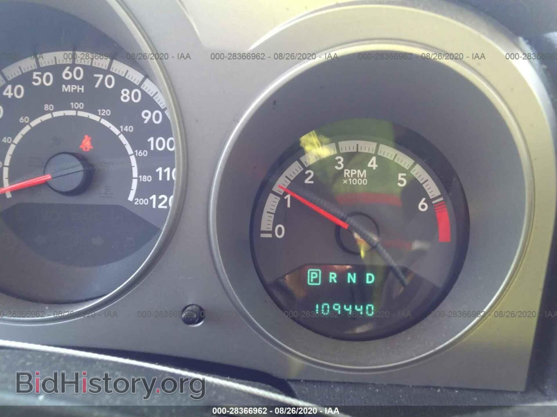 2010 DODGE AVENGER - VIN: 1B3CC4FB4AN185888 - Фото 7