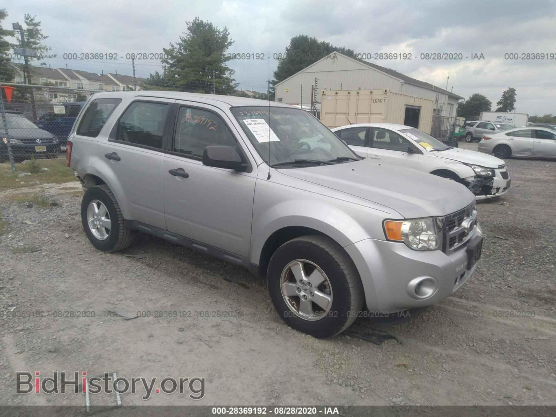 Фотография 1FMCU0C74CKB09334 - FORD ESCAPE 2012