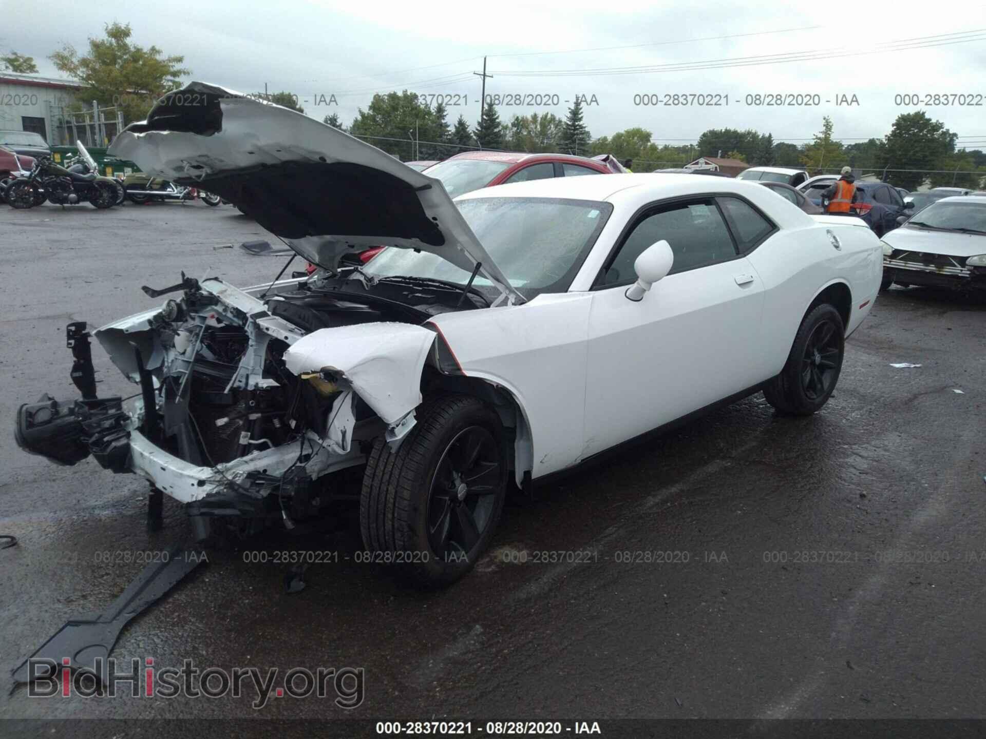 2019 DODGE CHALLENGER - VIN: 2C3CDZAGXKH560564 - Фото 2