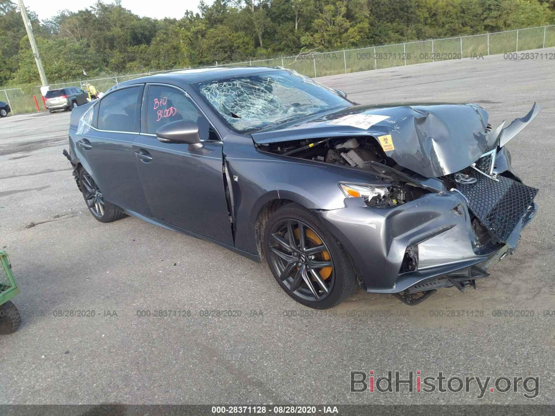 Photo JTHBA1D28G5038207 - LEXUS IS 200T 2016