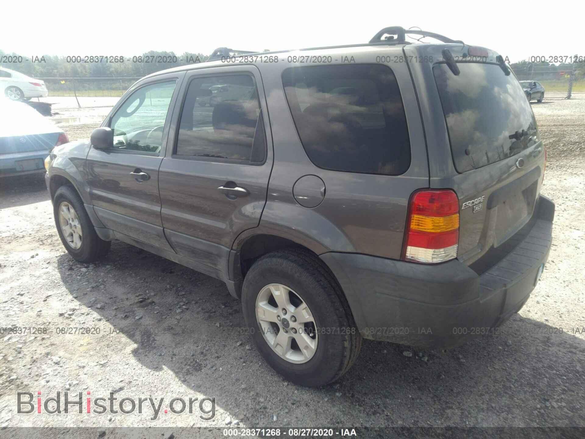 2005 FORD ESCAPE - VIN: 1FMCU03165KA75492 - Фото 3