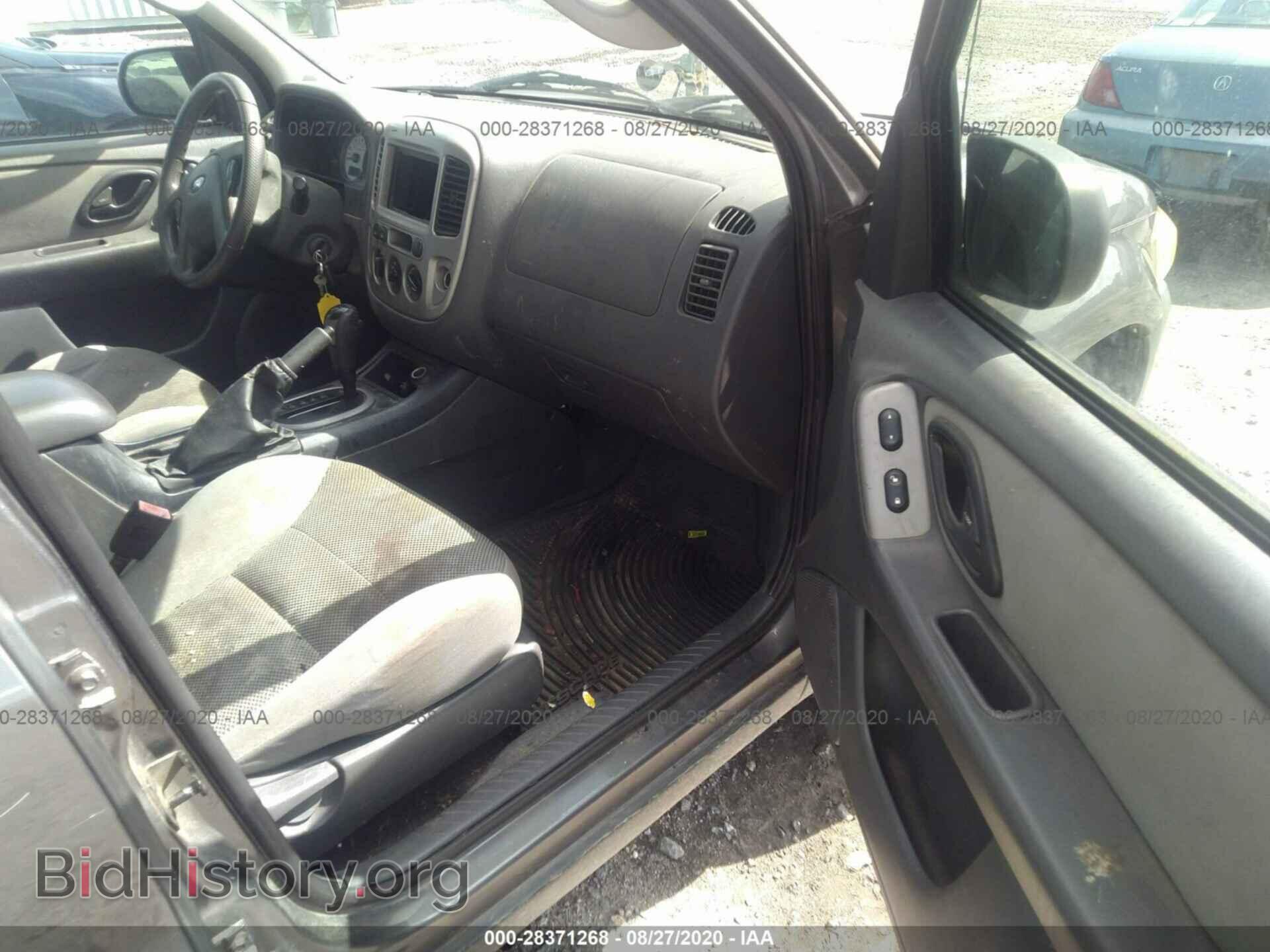 2005 FORD ESCAPE - VIN: 1FMCU03165KA75492 - Фото 5