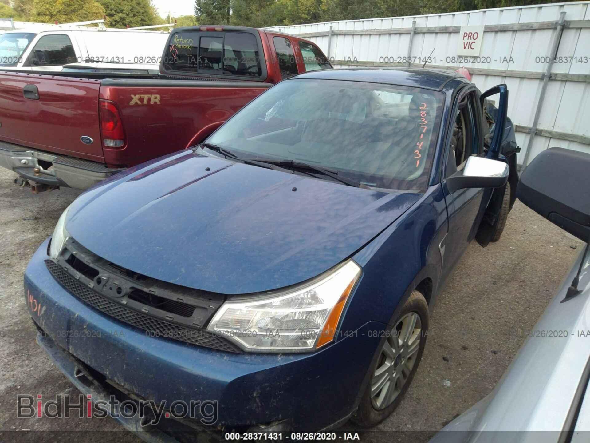 2008 FORD FOCUS - VIN: 1FAHP35N38W109927 - Фото 2