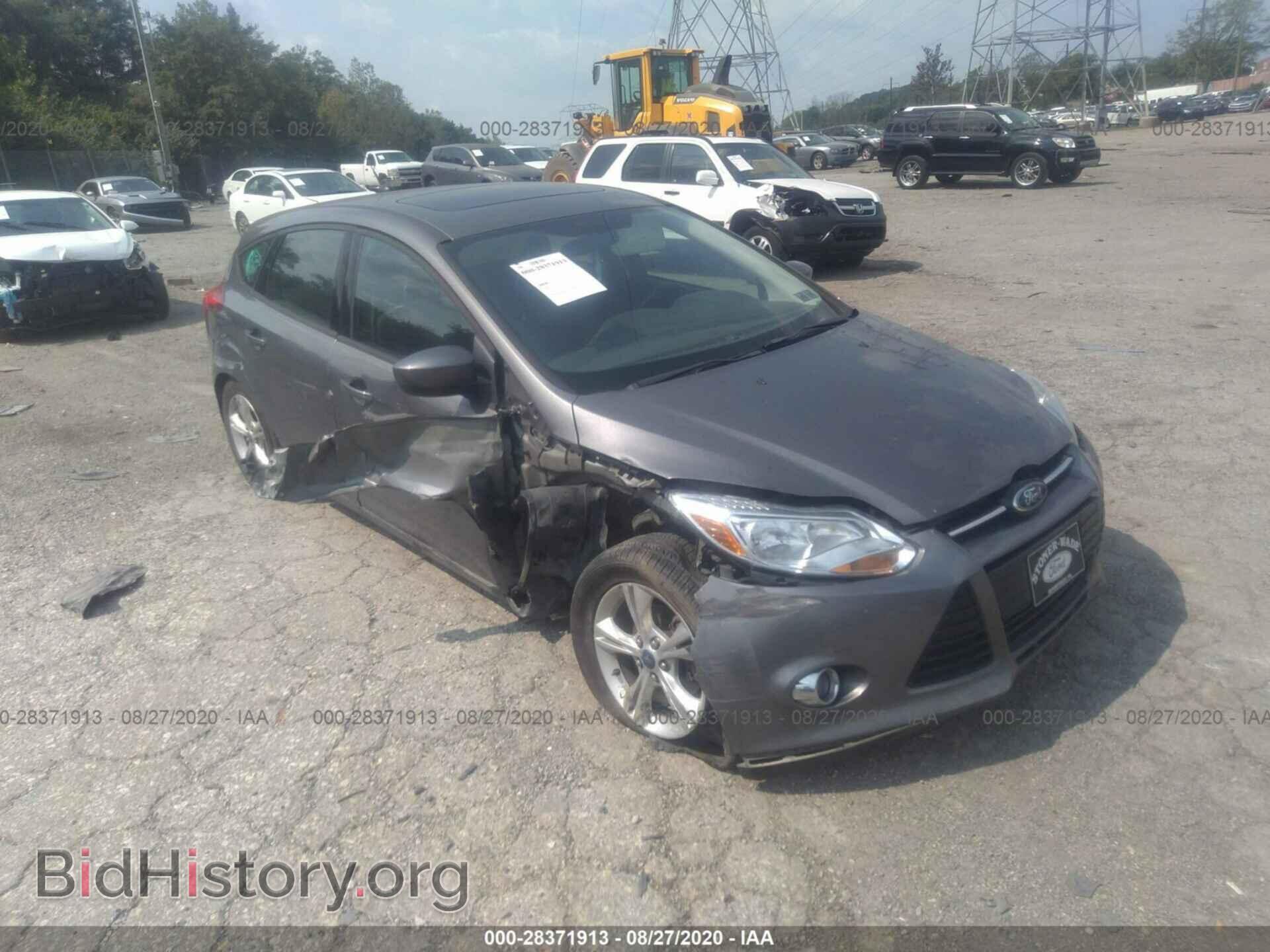 Photo 1FAHP3K28CL365372 - FORD FOCUS 2012