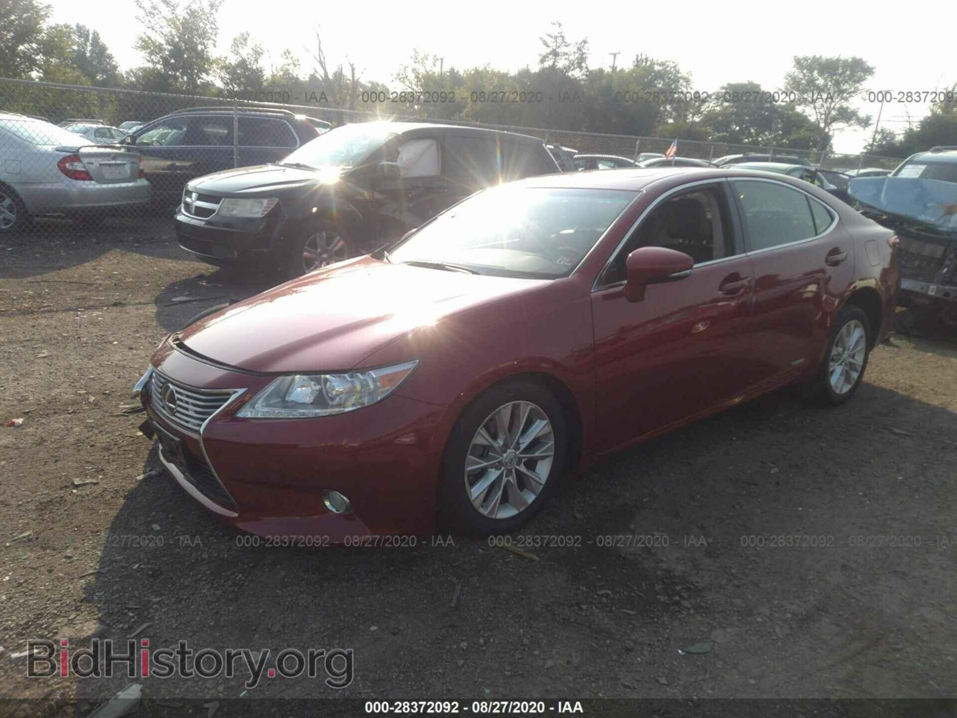 2013 LEXUS ES 300H - VIN: JTHBW1GG6D2031990 - Фото 2