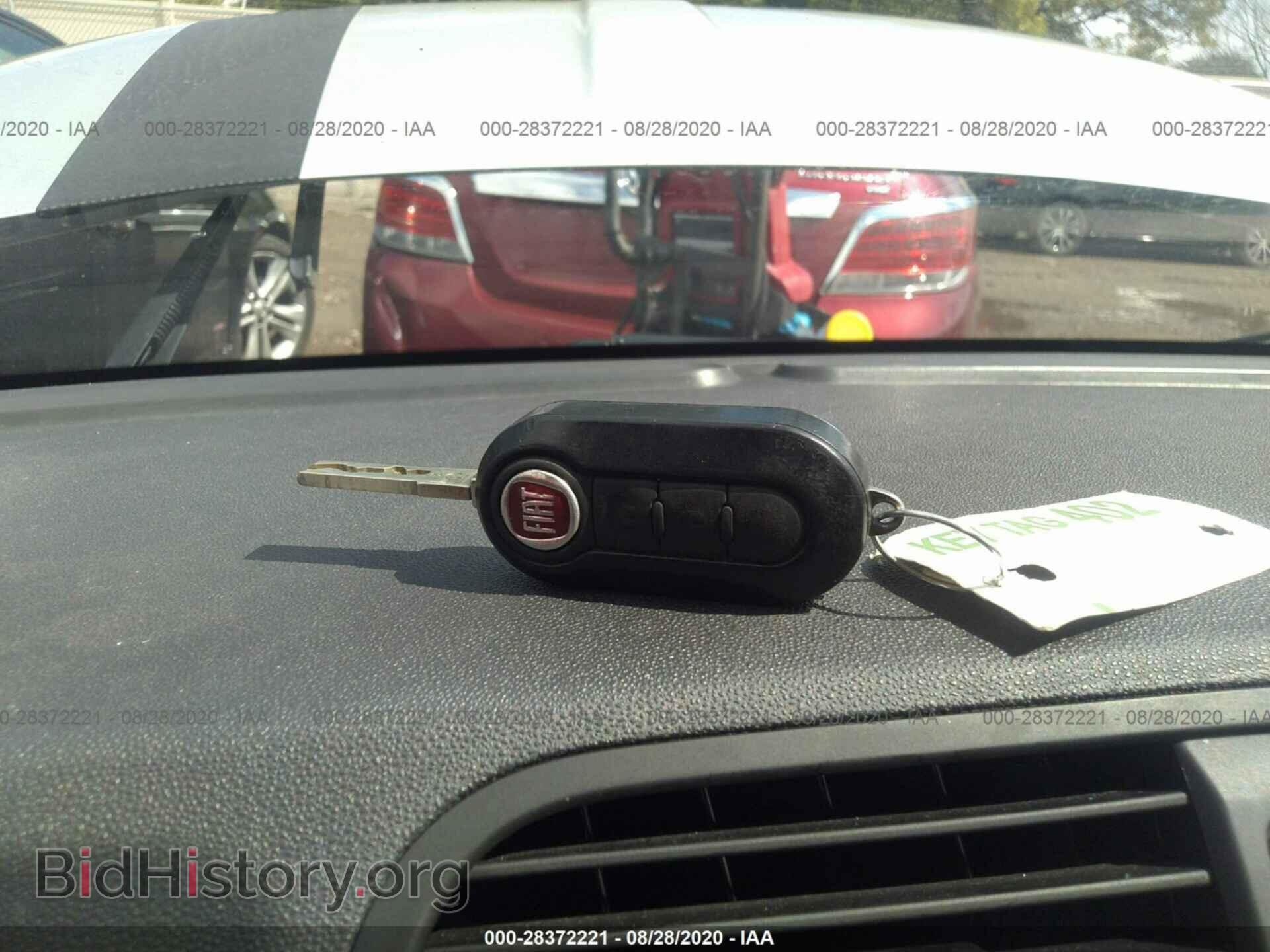 2012 FIAT 500 - VIN: 3C3CFFBR5CT101945 - Фото 11