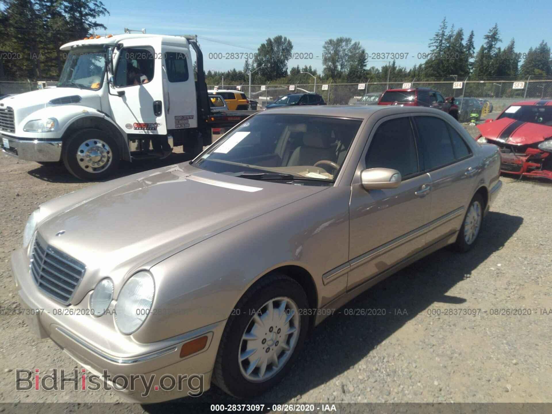 2001 MERCEDES-BENZ E-CLASS - VIN: WDBJF65J01B232139 - Фото 2
