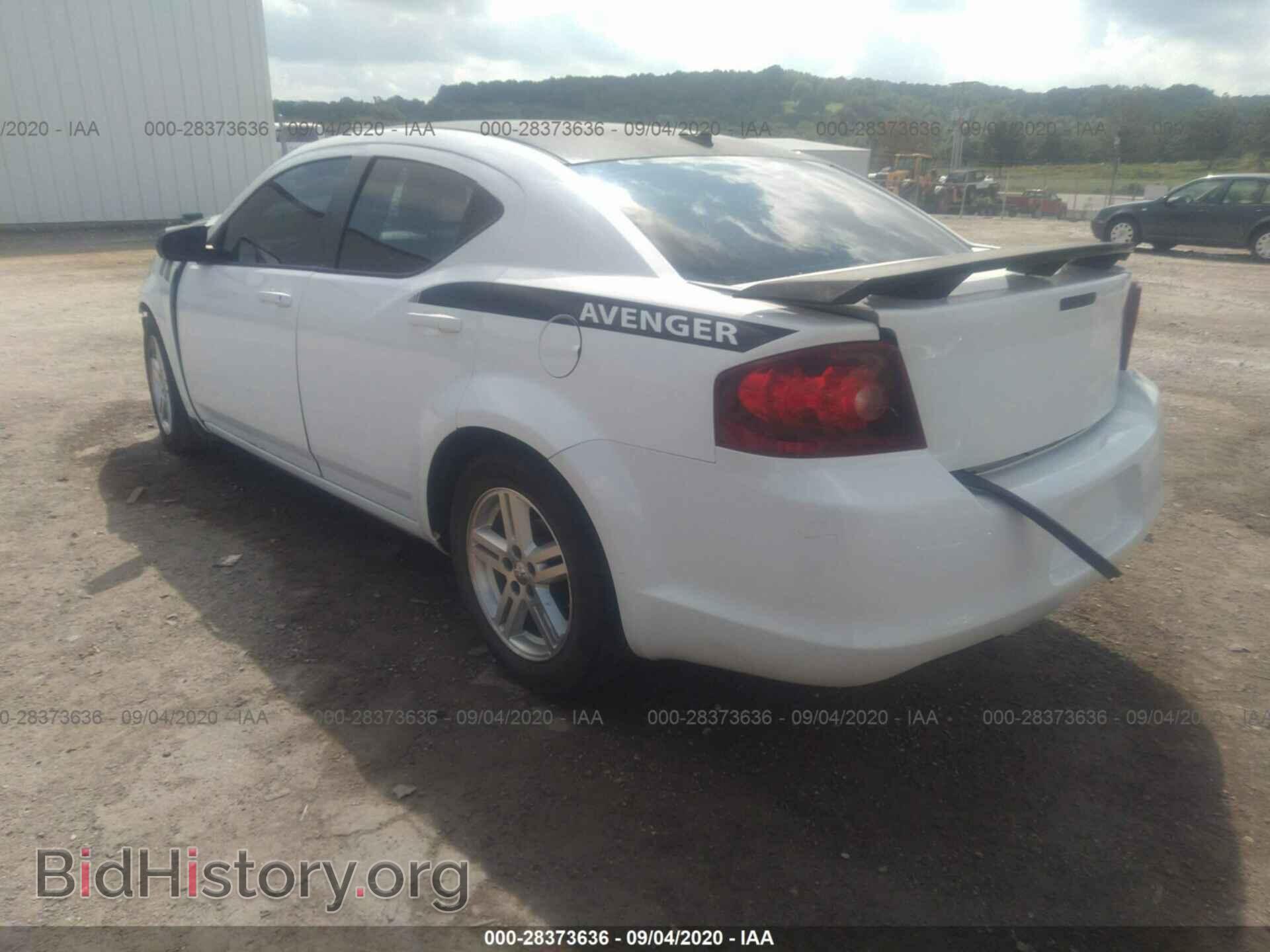 2011 DODGE AVENGER - VIN: 1B3BD4FB2BN563233 - Фото 3