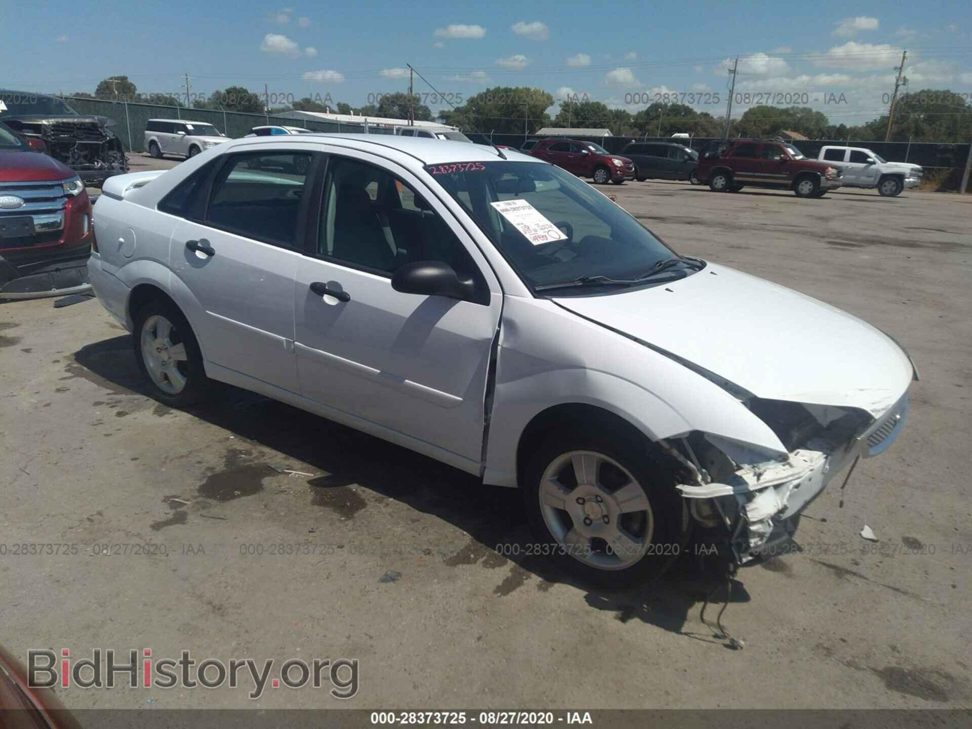 Фотография 1FAFP34N16W168318 - FORD FOCUS 2006