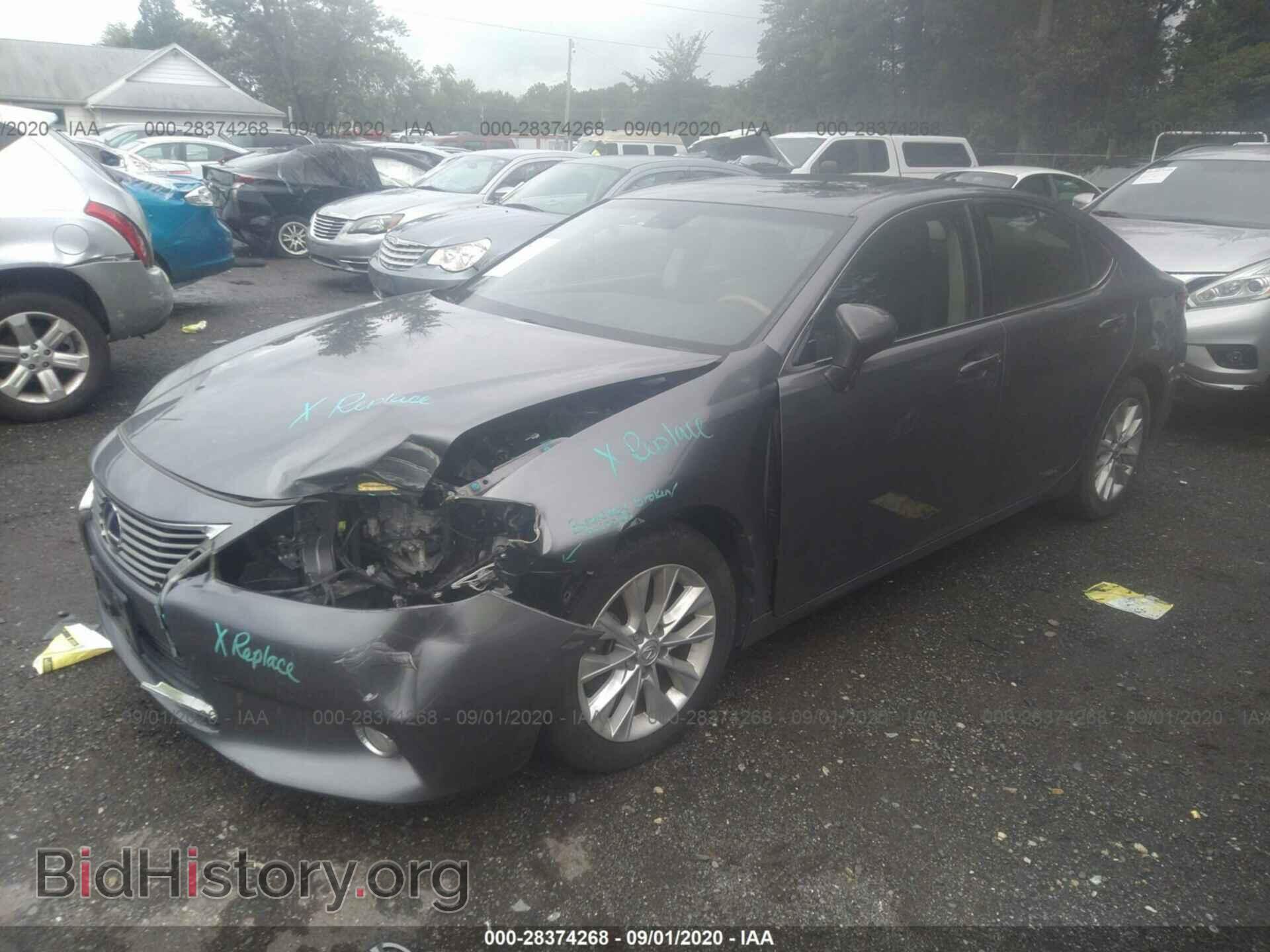 2013 LEXUS ES 300H - VIN: JTHBW1GG8D2025141 - Фото 2