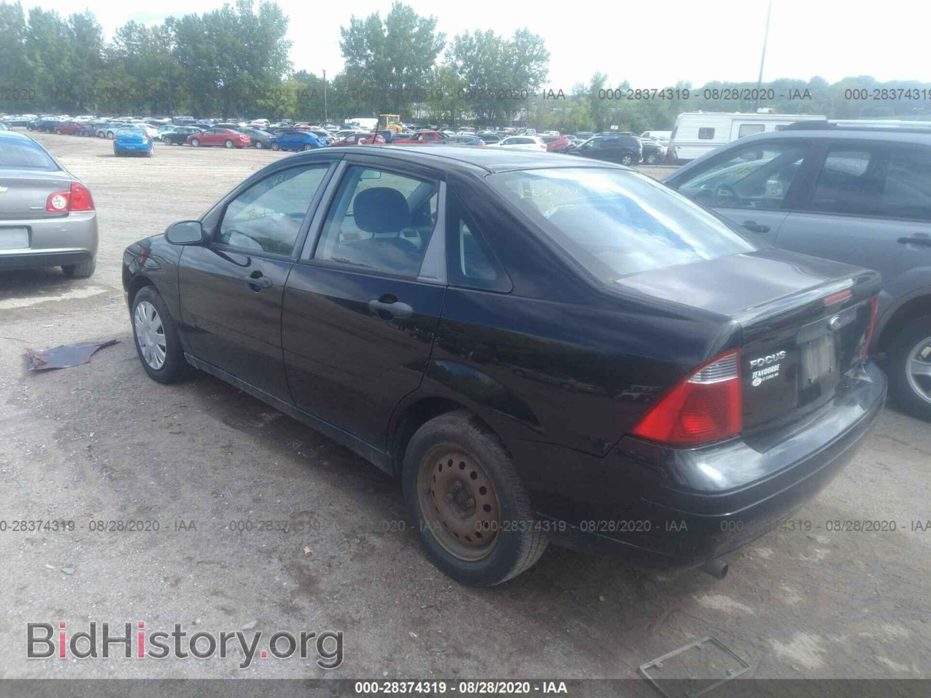 2007 FORD FOCUS - VIN: 1FAFP34N37W331889 - Фото 3