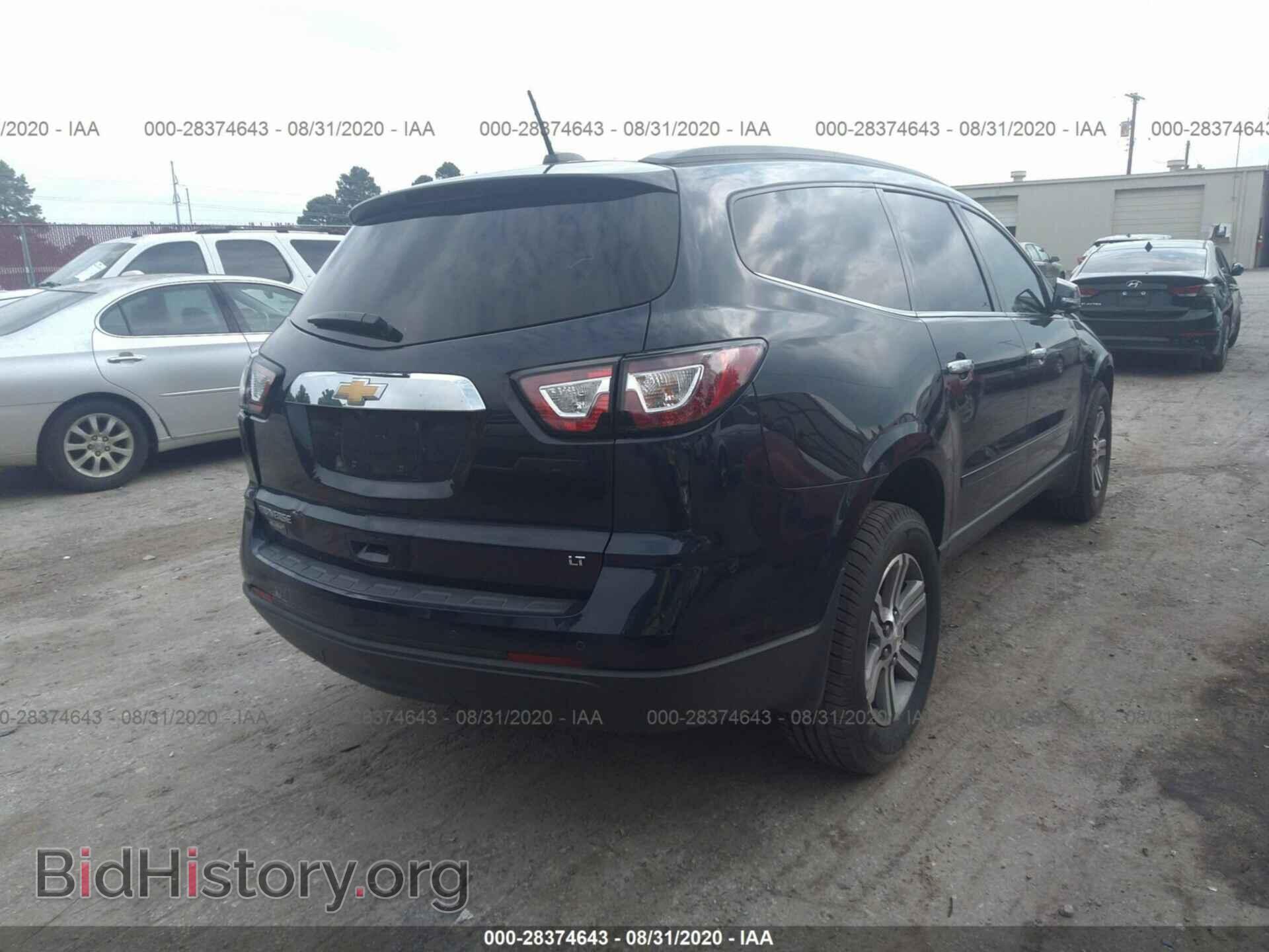2017 CHEVROLET TRAVERSE - VIN: 1GNKRGKD3HJ190414 - Фото 4