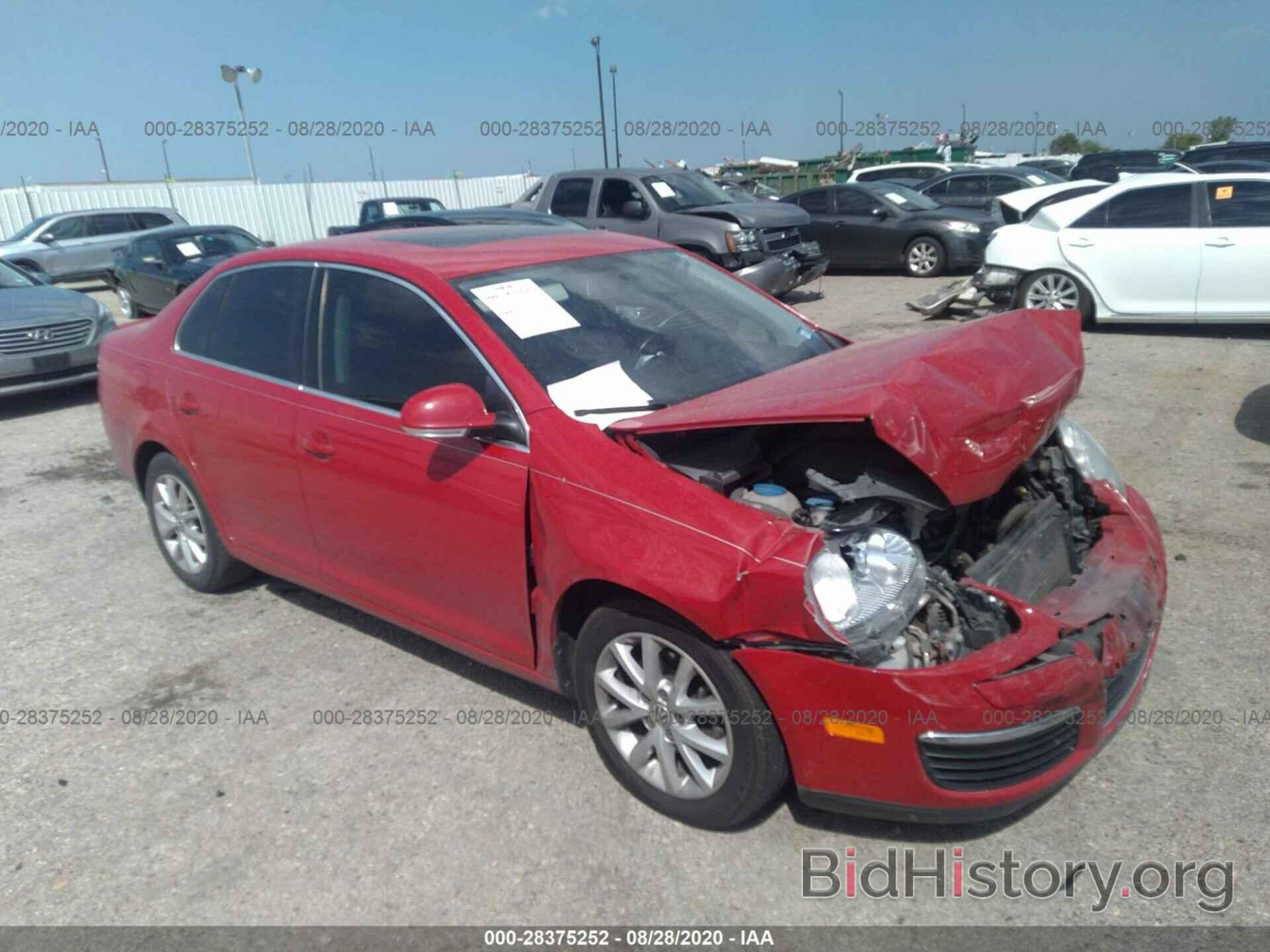 Photo 3VWRX7AJ2AM068752 - VOLKSWAGEN JETTA SEDAN 2010