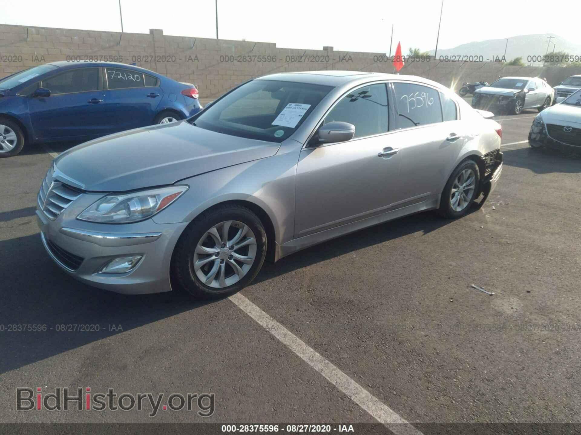 2013 HYUNDAI GENESIS - VIN: KMHGC4DD9DU247313 - Фото 2