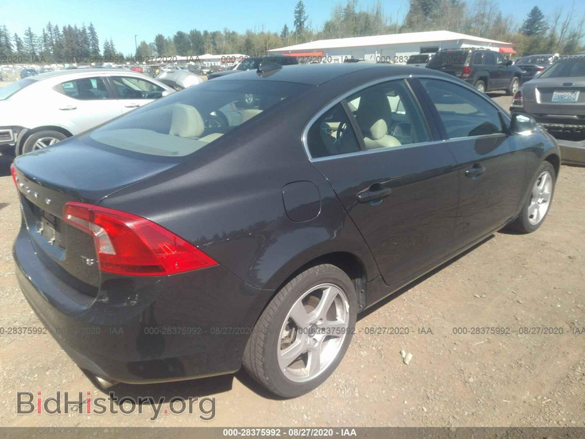 2012 VOLVO S60 - VIN: YV1622FSXC2040680 - Фото 4
