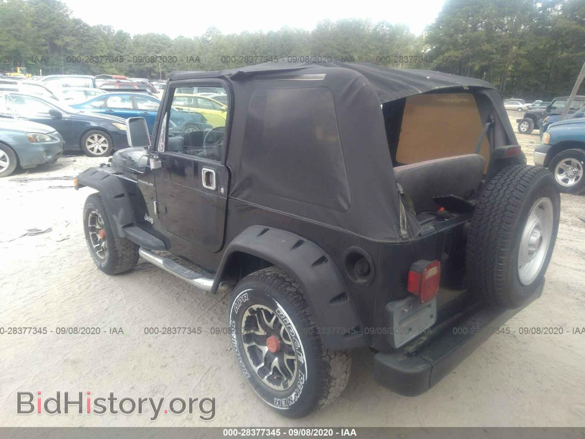 2000 JEEP WRANGLER - VIN: 1J4FA29P0YP787564 - Фото 3