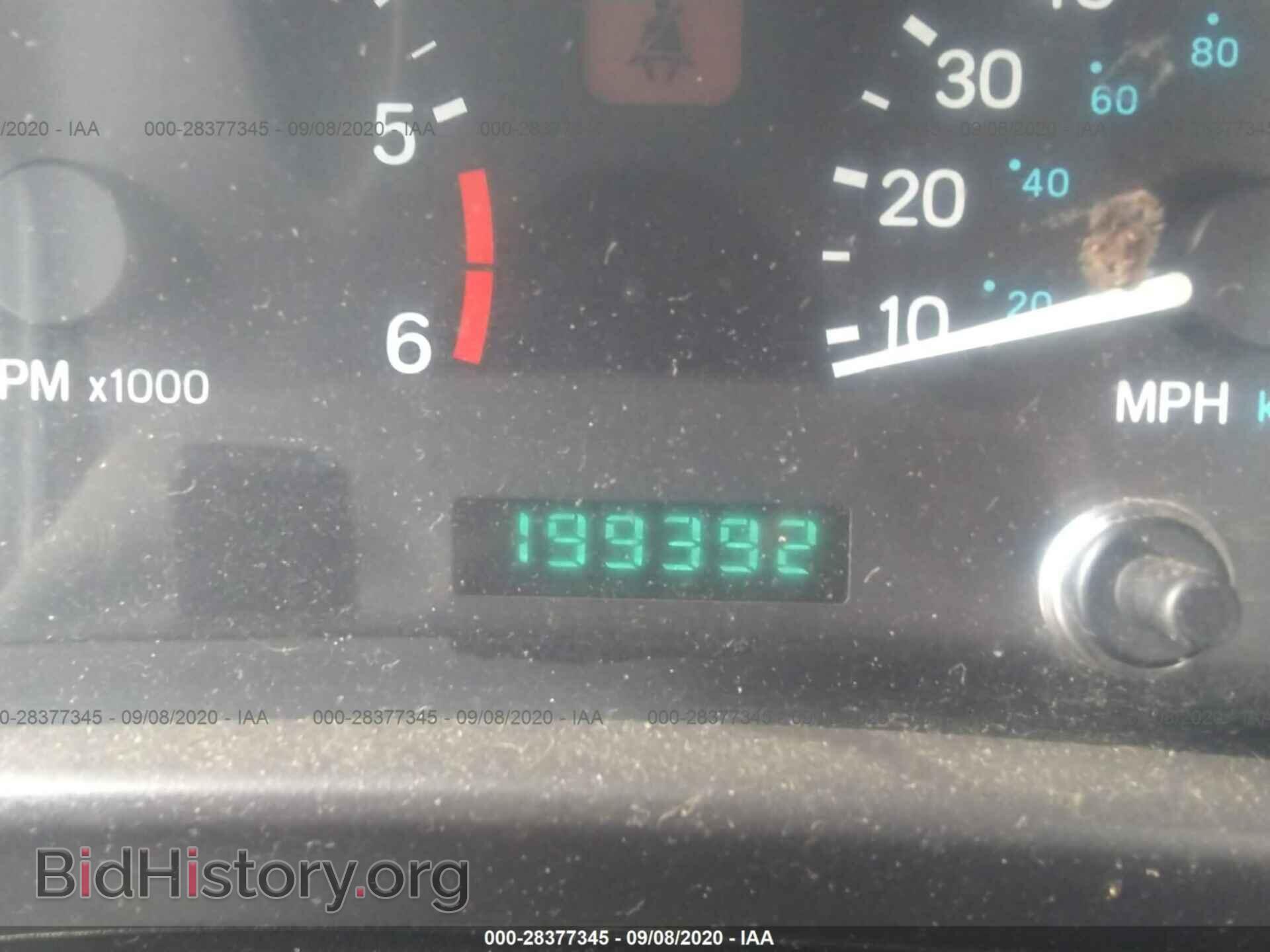 2000 JEEP WRANGLER - VIN: 1J4FA29P0YP787564 - Фото 7