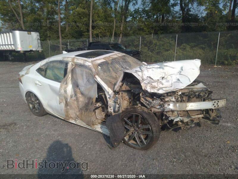2017 Lexus IS IS 300 (VIN JTHCM1D22H5024560) — фото 1 из 10, IAAI, повреждение: затопление