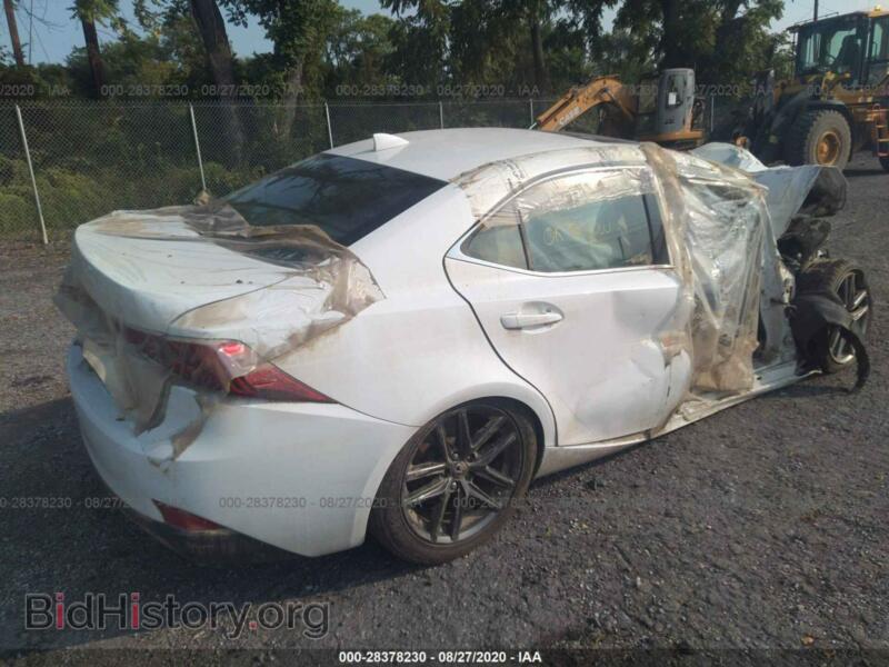 2017 Lexus IS (VIN JTHCM1D22H5024560) — фото 4 из 10