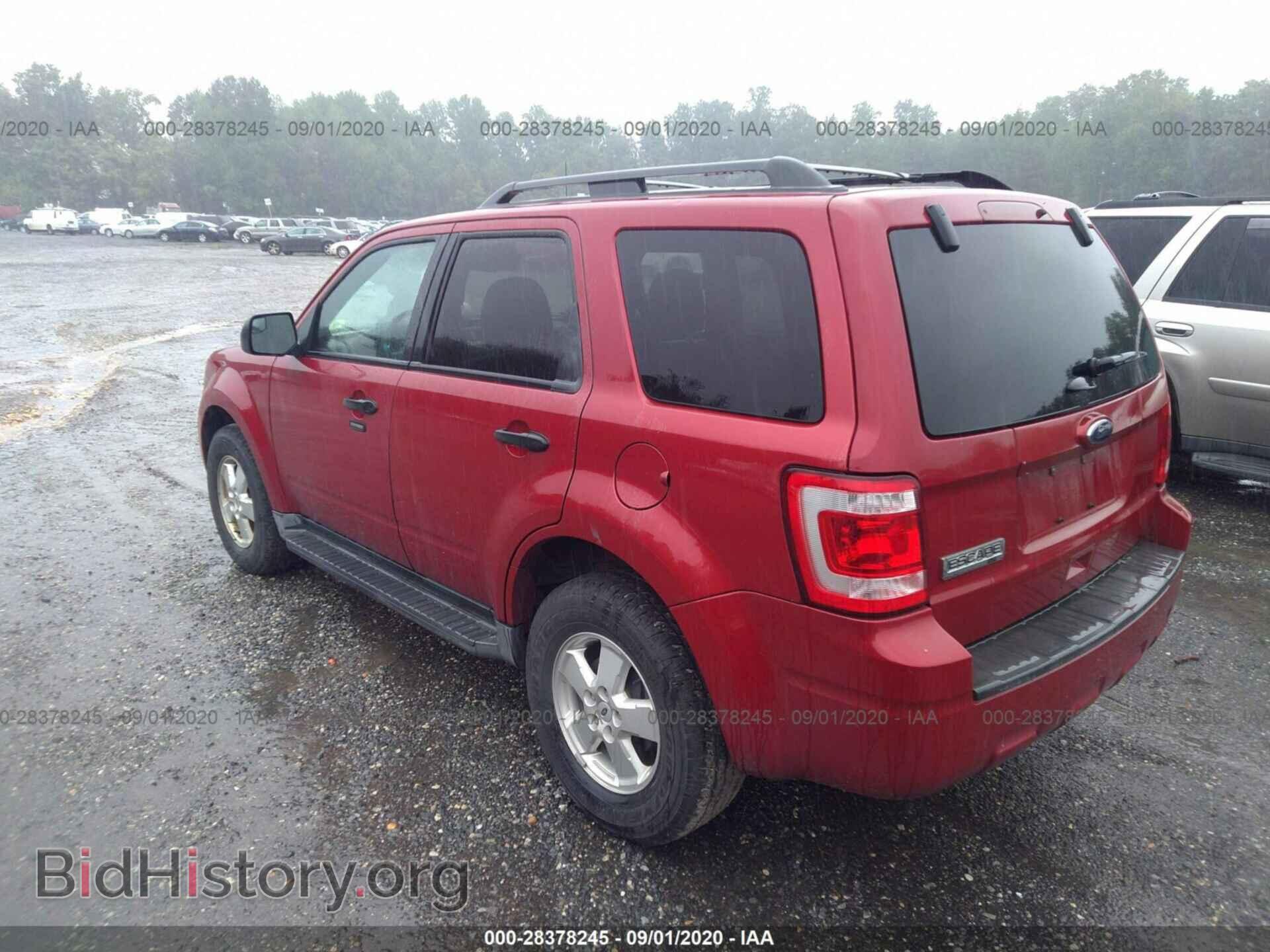 2011 FORD ESCAPE - VIN: 1FMCU9D72BKB01704 - Фото 3