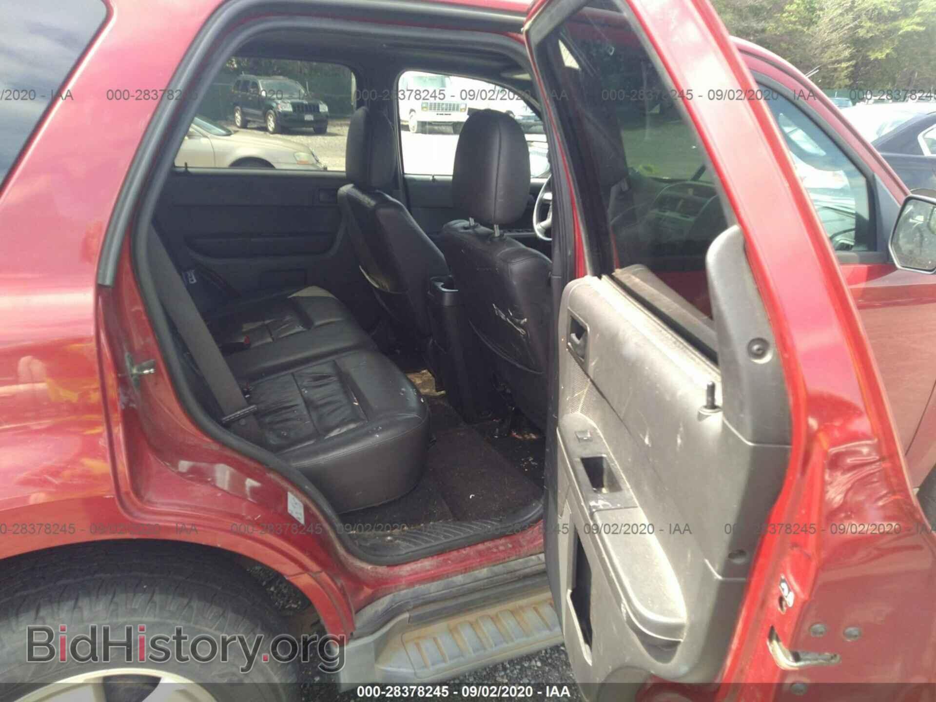 2011 FORD ESCAPE - VIN: 1FMCU9D72BKB01704 - Фото 8