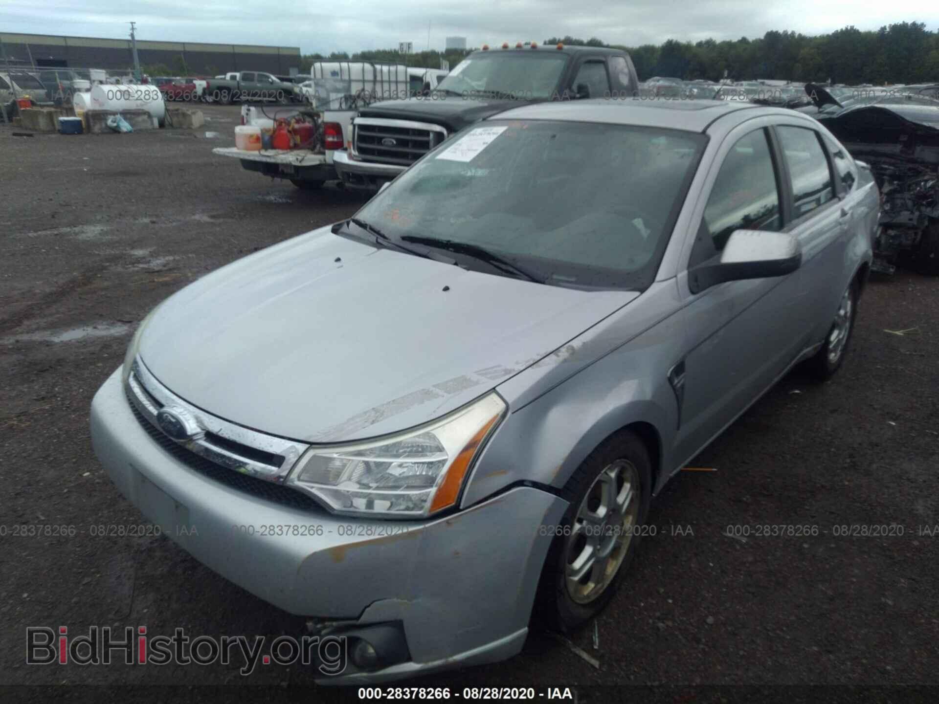 2008 FORD FOCUS - VIN: 1FAHP35N88W237032 - Фото 2
