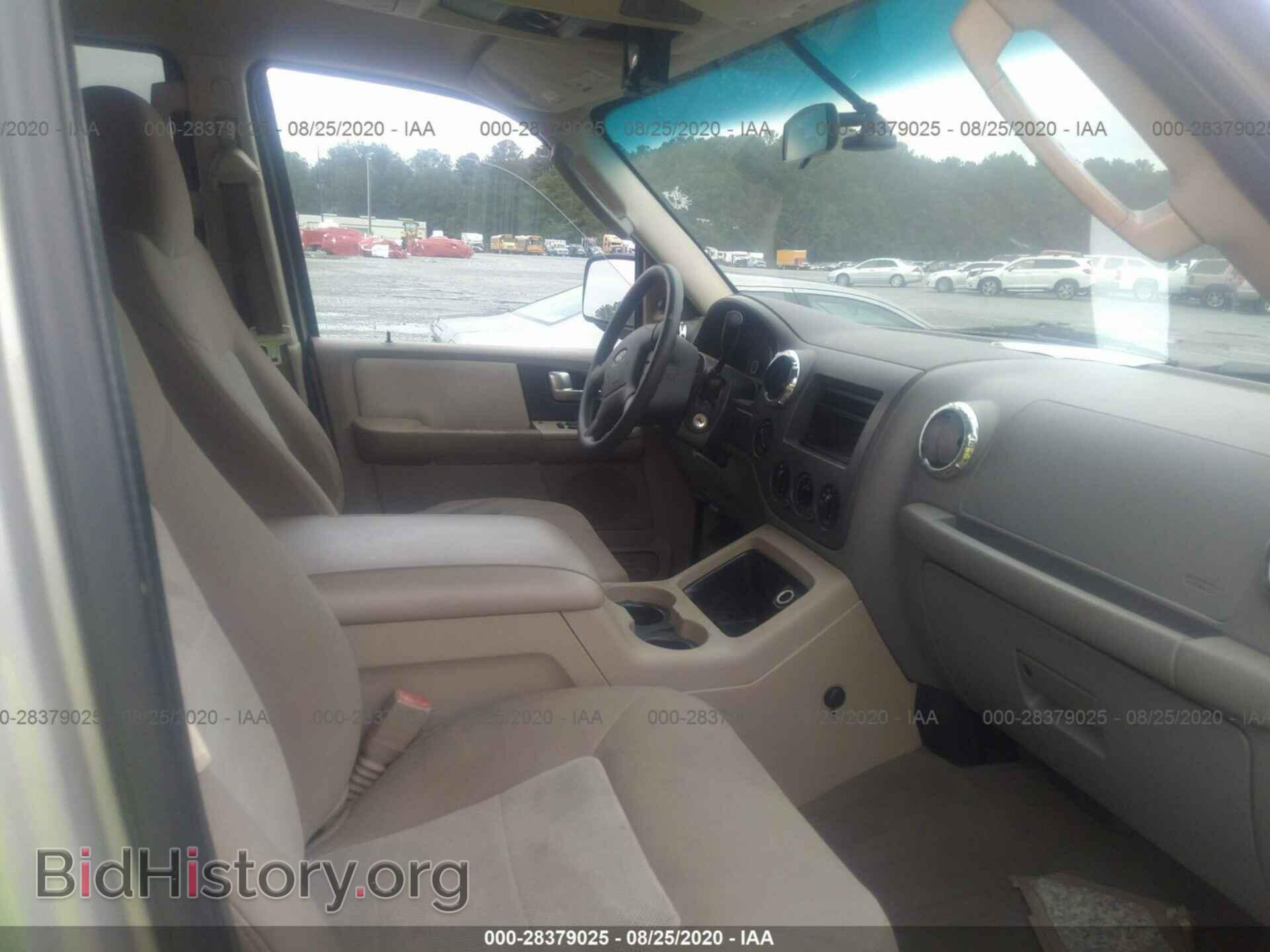 2005 FORD EXPEDITION - VIN: 1FMPU16585LB10517 - Фото 5