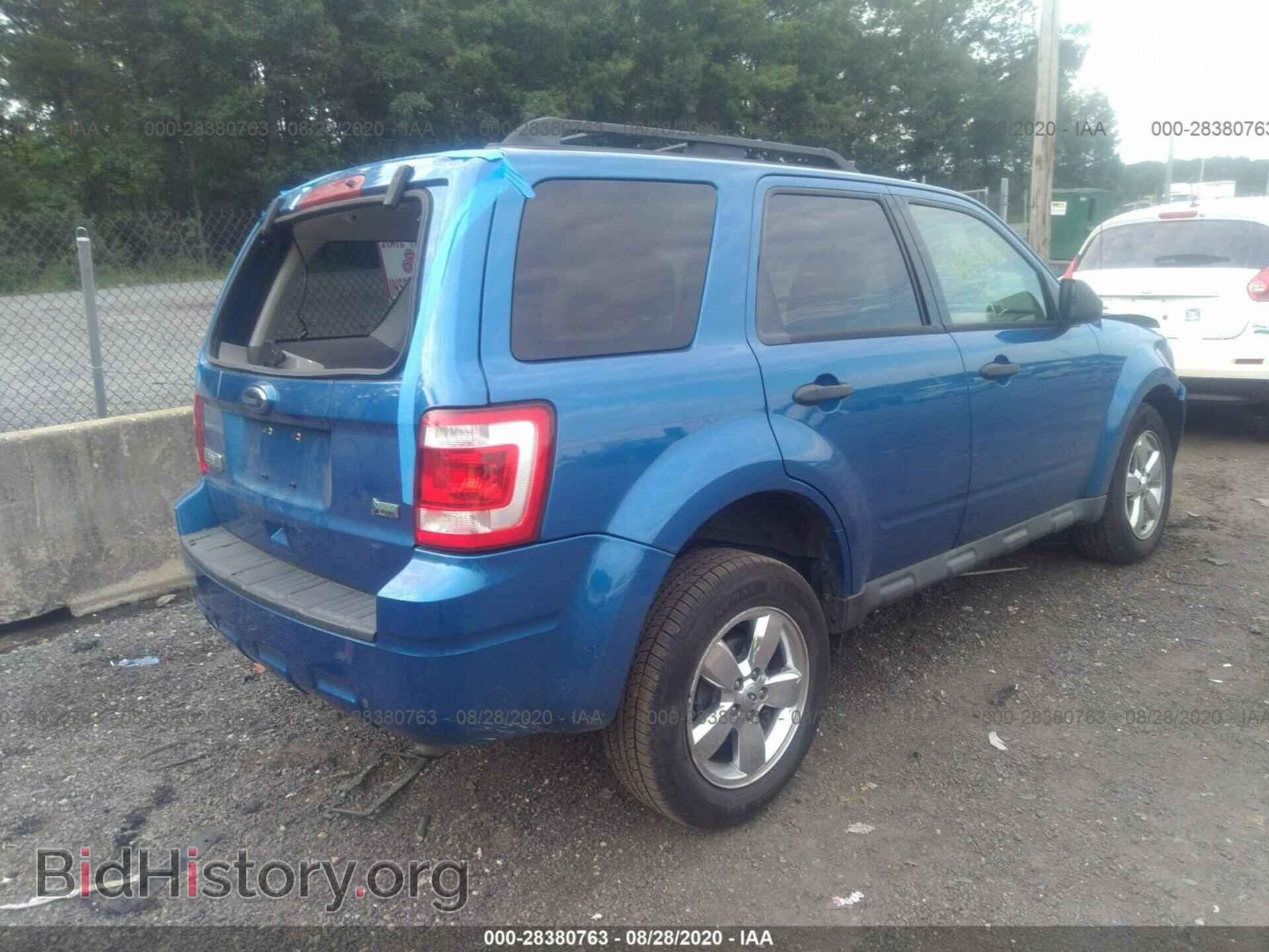 2011 FORD ESCAPE - VIN: 1FMCU9DG4BKA04603 - Photo 4