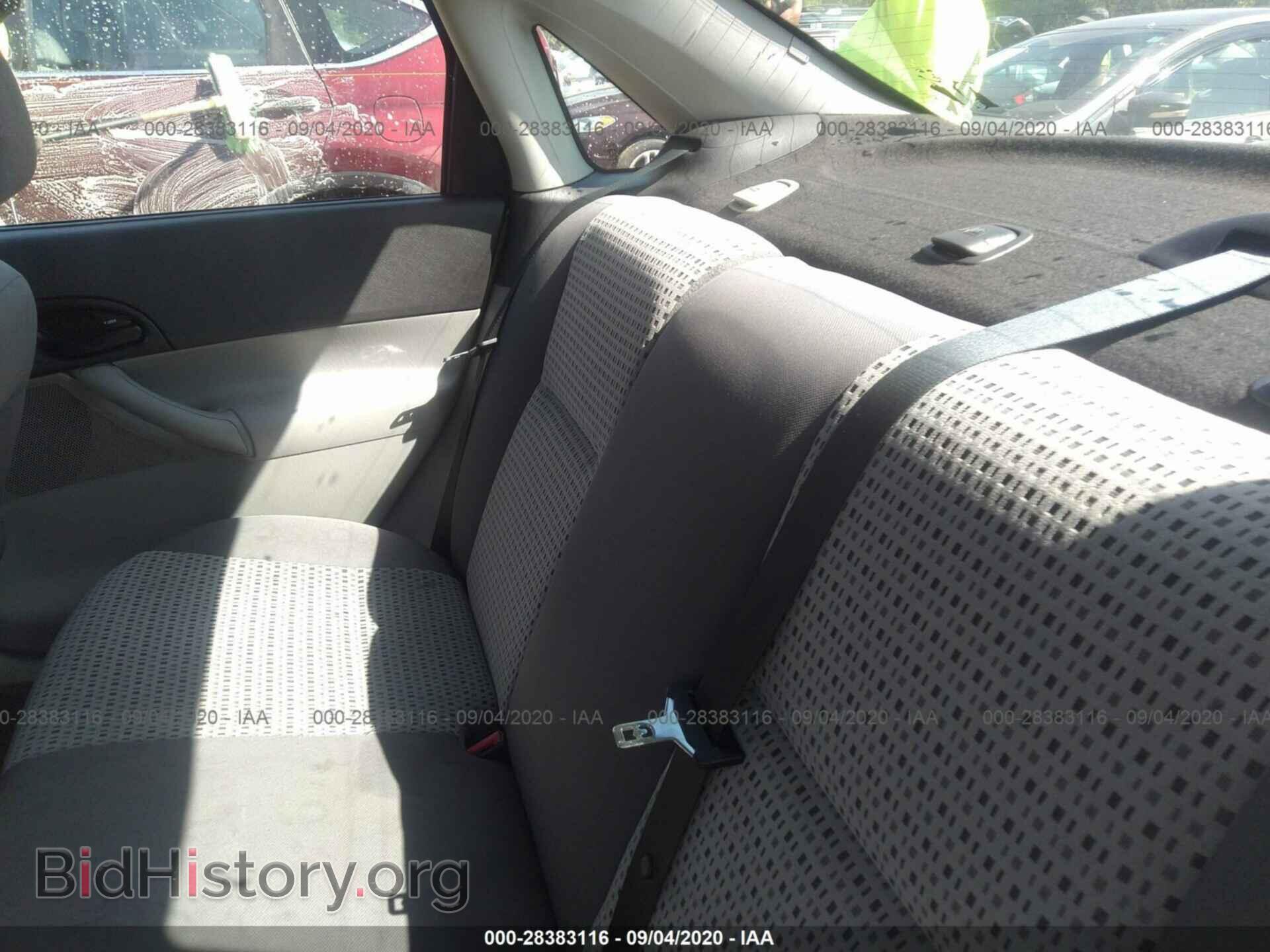 2007 FORD FOCUS - VIN: 1FAFP34N47W295582 - Фото 8