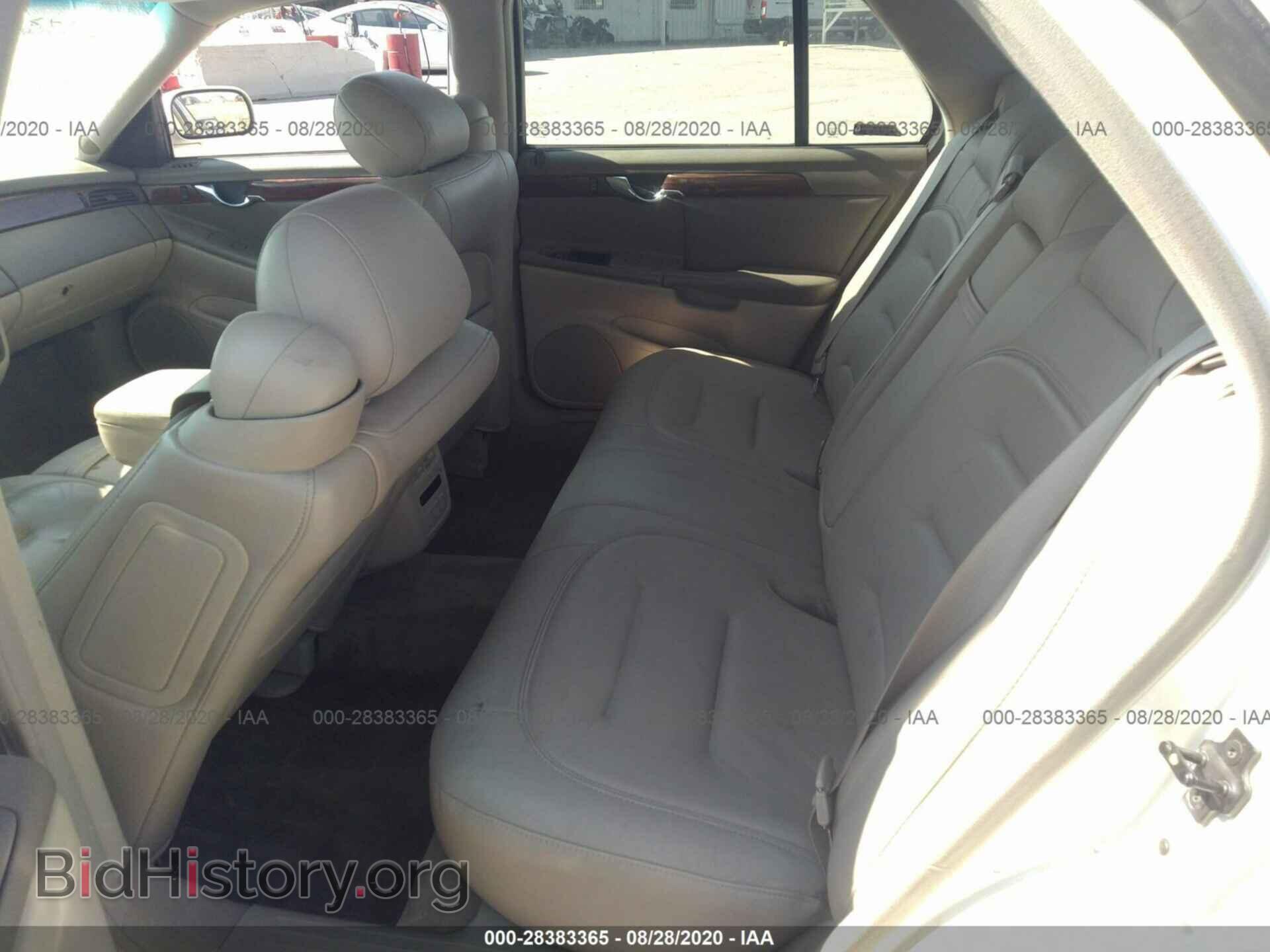 2002 CADILLAC DEVILLE - VIN: 1G6KD54Y22U120441 - Photo 8