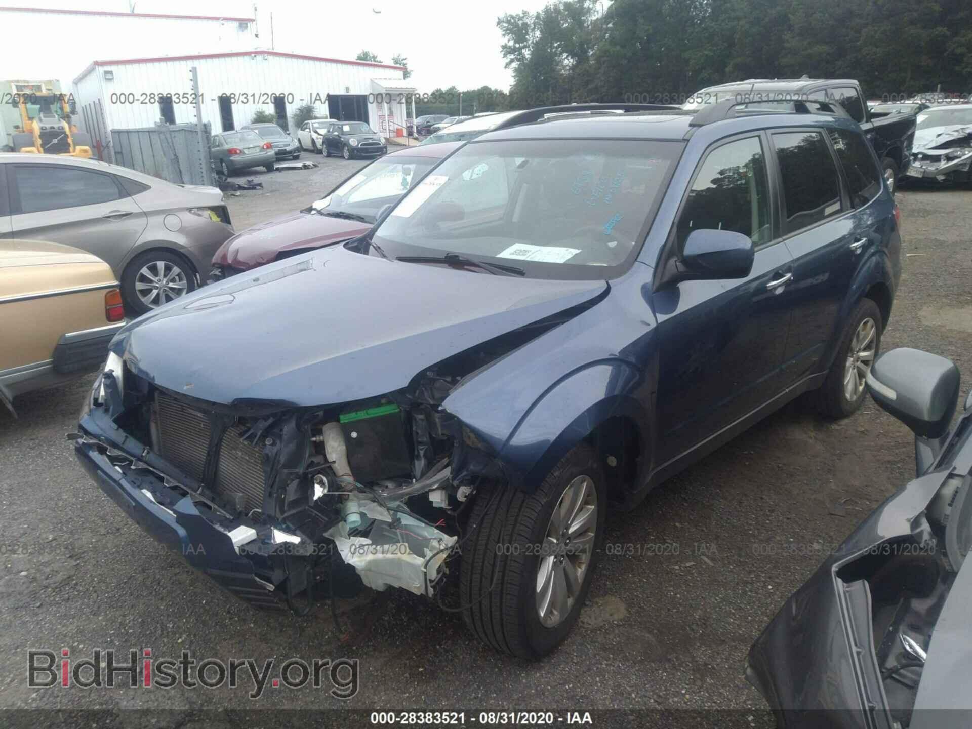 2011 SUBARU FORESTER - VIN: JF2SHAEC2BH738222 - Фото 2