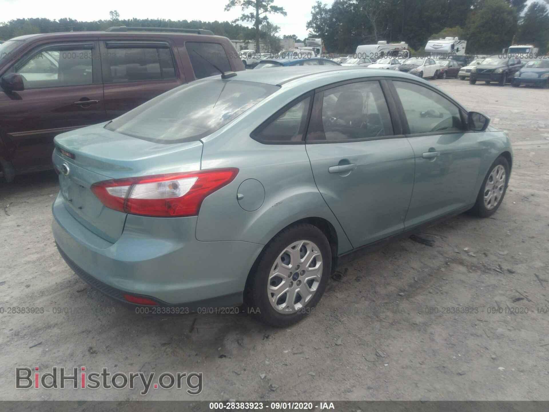 2012 FORD FOCUS - VIN: 1FAHP3F22CL104250 - Photo 4