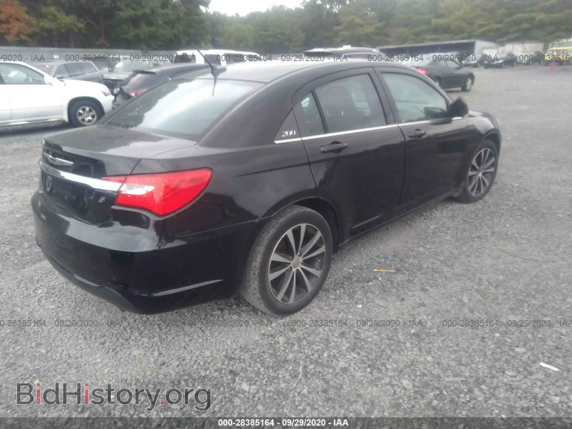 2013 CHRYSLER 200 - VIN: 1C3CCBBG9DN738872 - Фото 4